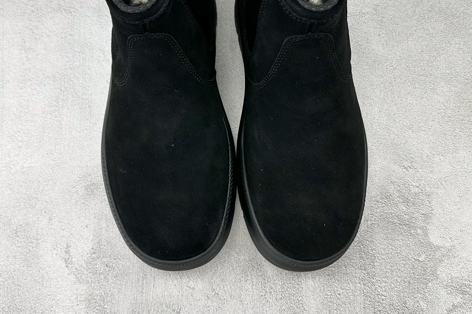 290 UGG 切尔西靴 黑色 1152050-BLK