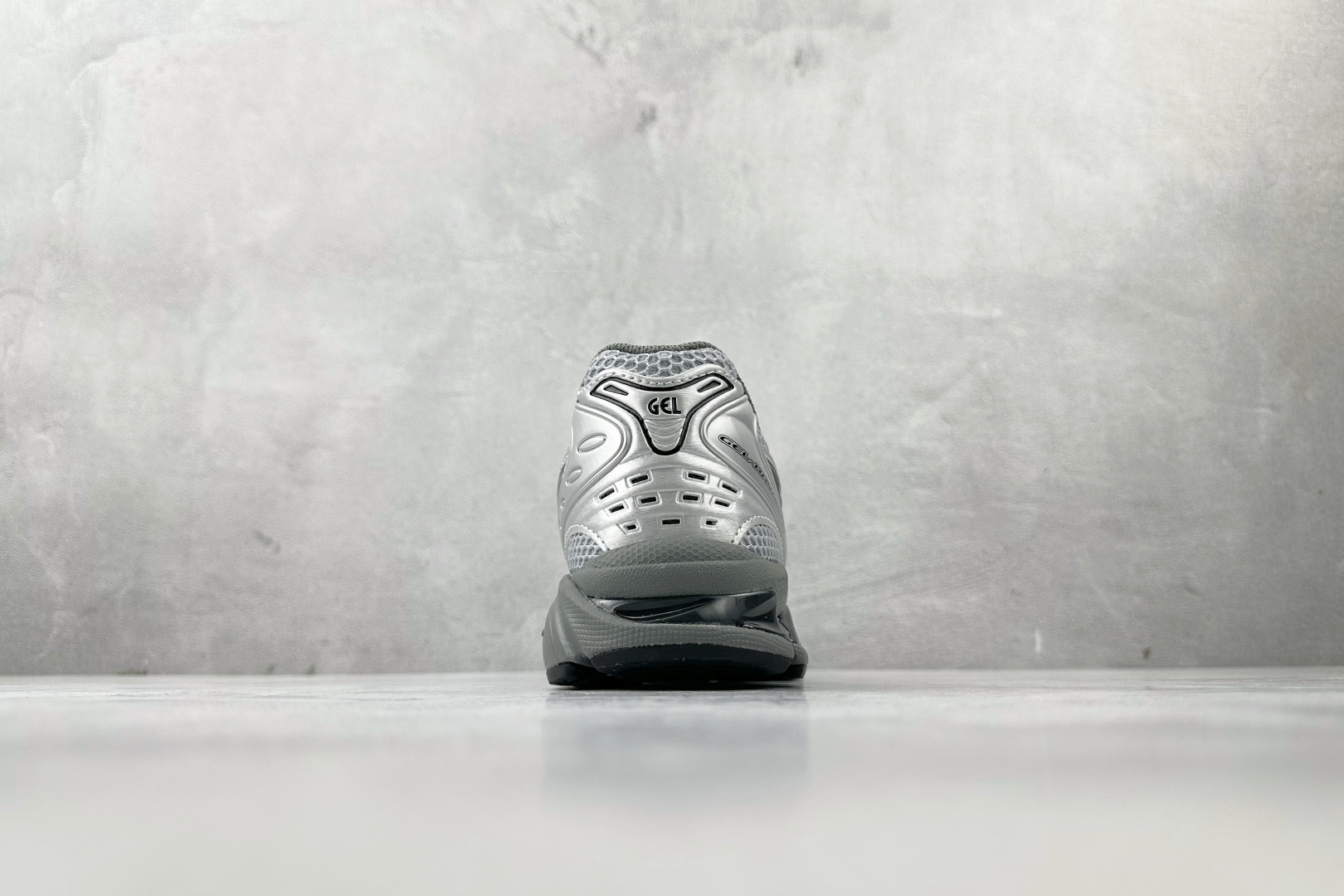 290 顶级 URBAN RESEARCH x ASICS Gel-Kayano 14 银黑色 1203A706-020