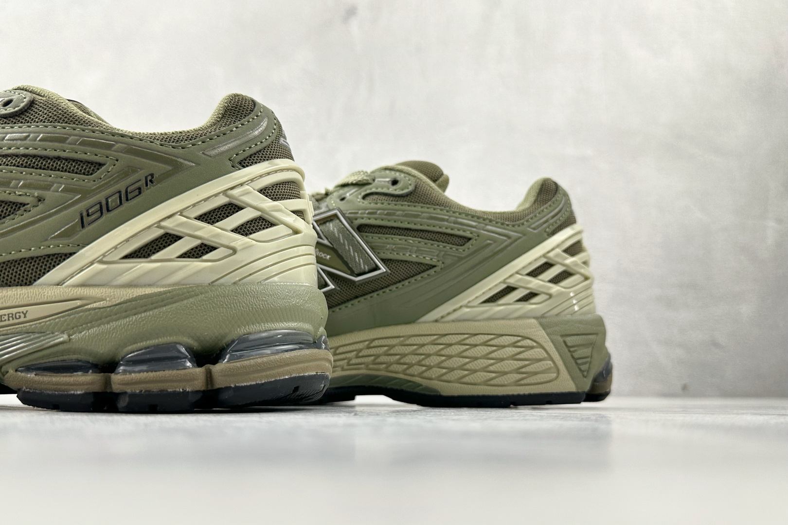 200 纯原出品 New Balance NB 1906R 绿色 M1906RLO