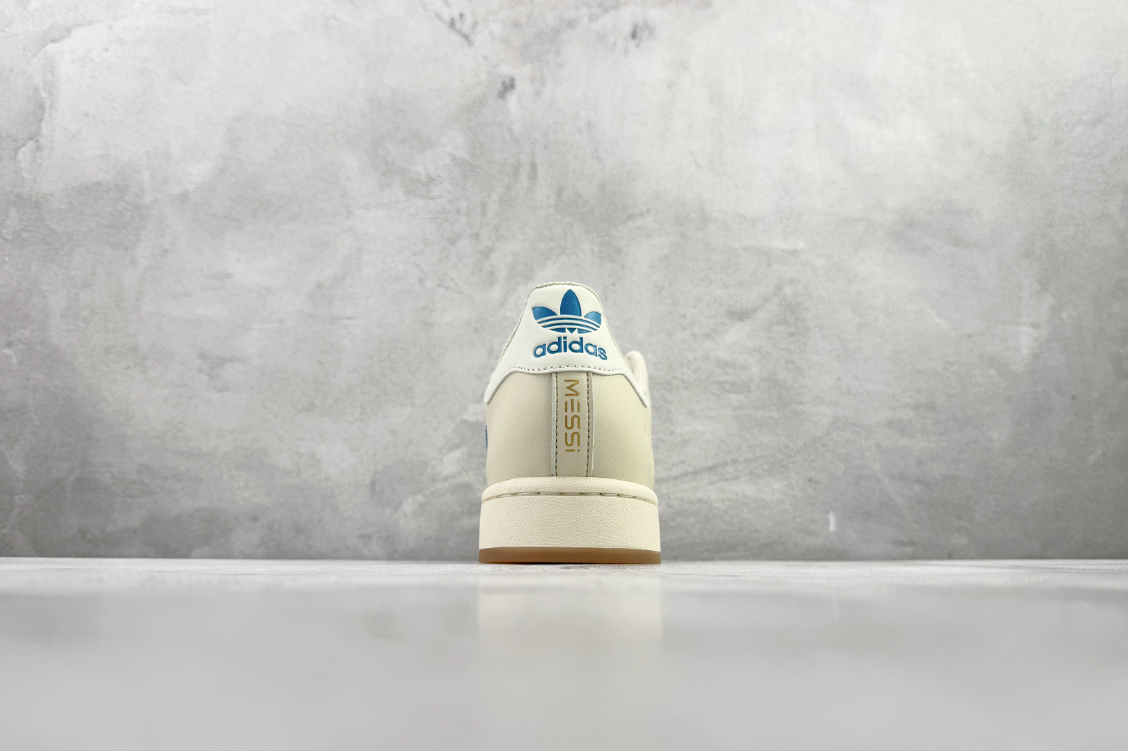 平台订单 Lionel Messi x adidas originals SUPERSTAR 米蓝色 JQ1256