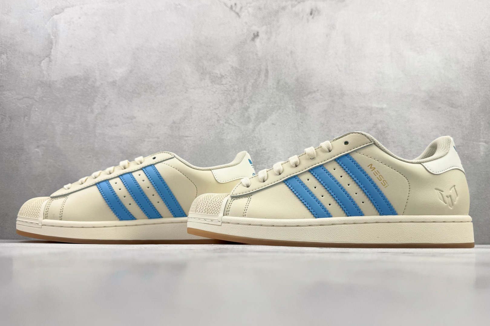 平台订单 Lionel Messi x adidas originals SUPERSTAR 米蓝色 JQ1256