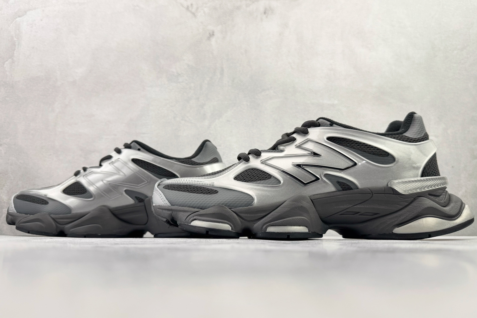 240 大厂出品 New Balance NB 9060 银黑 U9060ISA-Chinese UA Cheap High Quatity Brand Clothes Bags handbags Sneakers wholesale wholesaler seller from China Factory suppliers Fashion Clothing Shoes best Quality Beautiful Price 240 大厂出品 New Balance NB 9060 银黑 U9060ISA