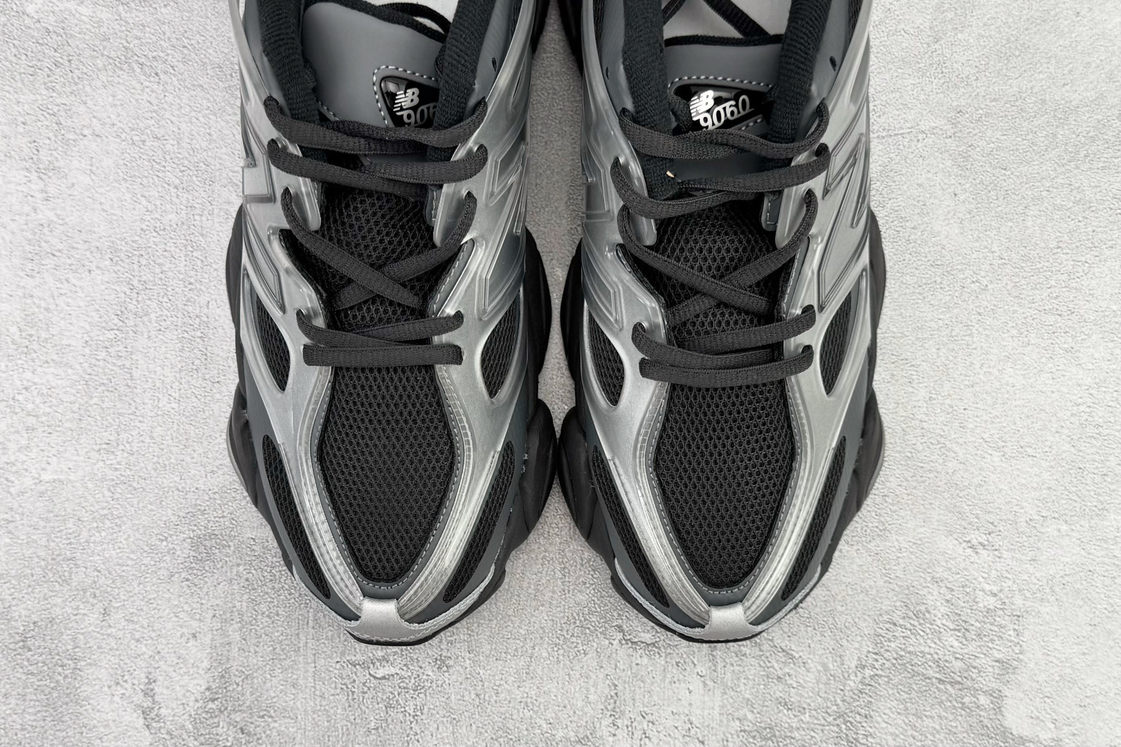 240 大厂出品 New Balance NB 9060 银黑 U9060ISA-Chinese UA Cheap High Quatity Brand Clothes Bags handbags Sneakers wholesale wholesaler seller from China Factory suppliers Fashion Clothing Shoes best Quality Beautiful Price 240 大厂出品 New Balance NB 9060 银黑 U9060ISA