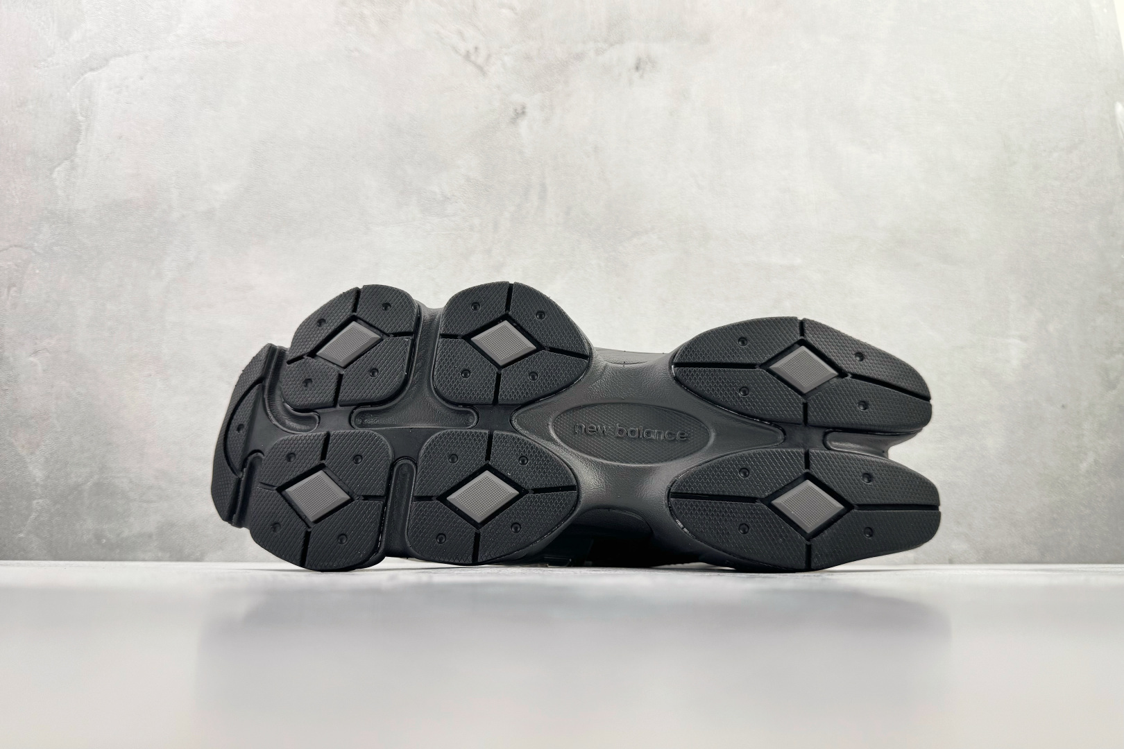 240 大厂出品 New Balance NB 9060 银黑 U9060ISA-Chinese UA Cheap High Quatity Brand Clothes Bags handbags Sneakers wholesale wholesaler seller from China Factory suppliers Fashion Clothing Shoes best Quality Beautiful Price 240 大厂出品 New Balance NB 9060 银黑 U9060ISA