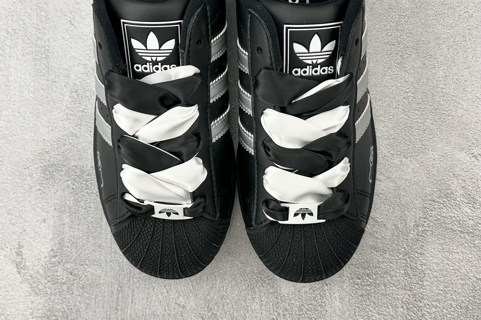 平台专供 adidas originals Superstar 2 黑银 JI0079