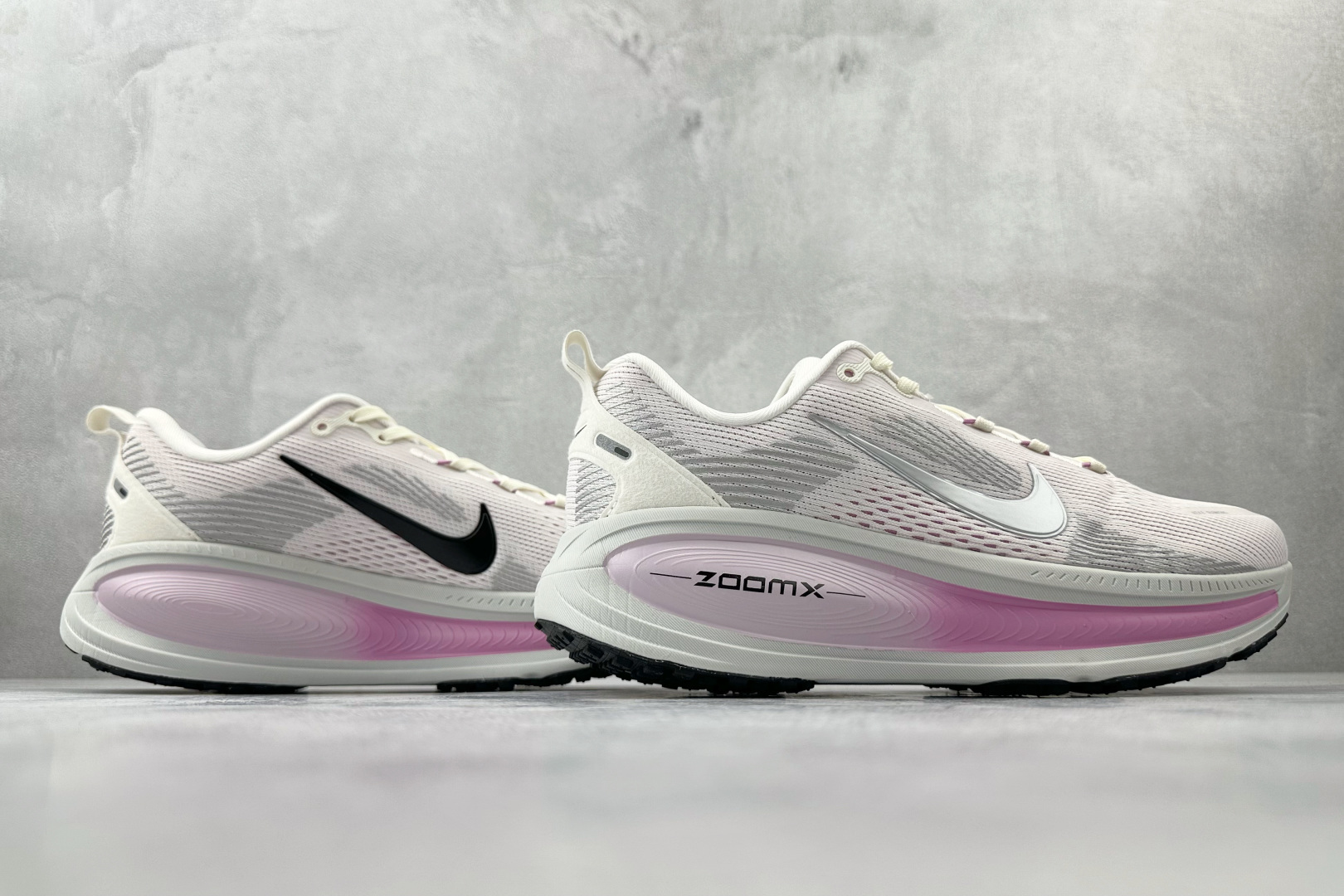 Nike Vomero 18 粉色 IM2503-133