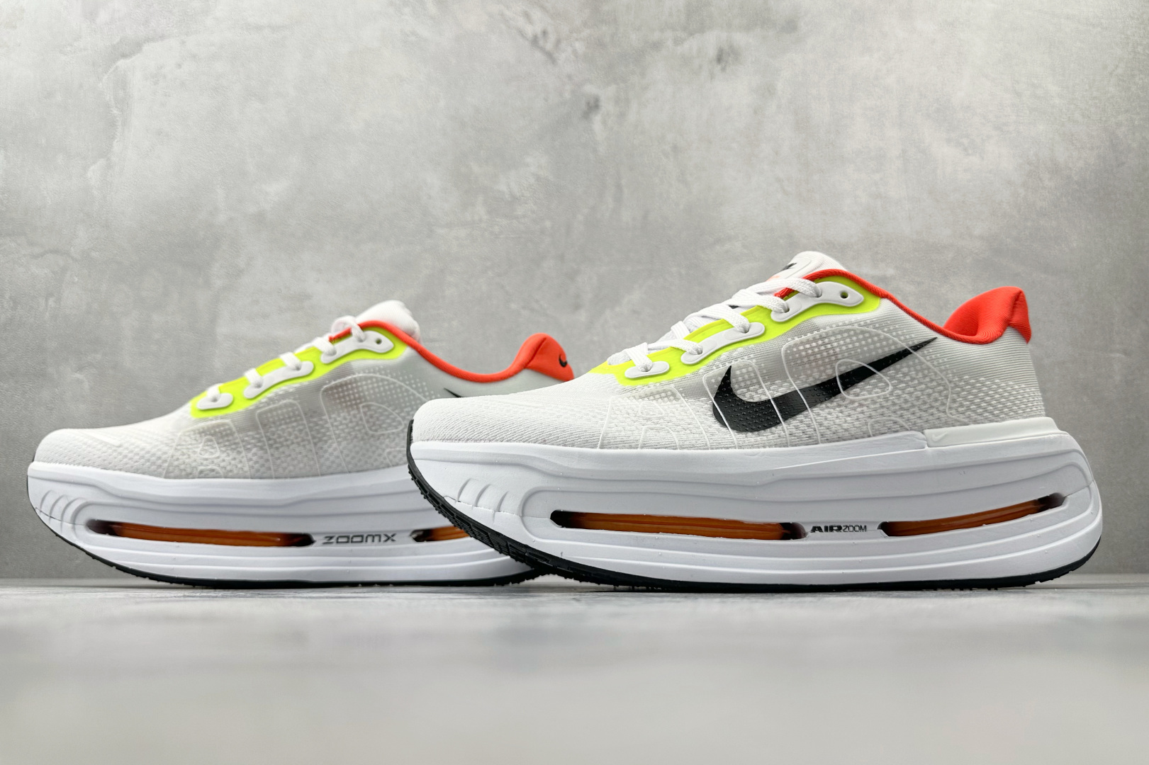 Nike Vomero Vomero Premium 白橙 HQ2050-140