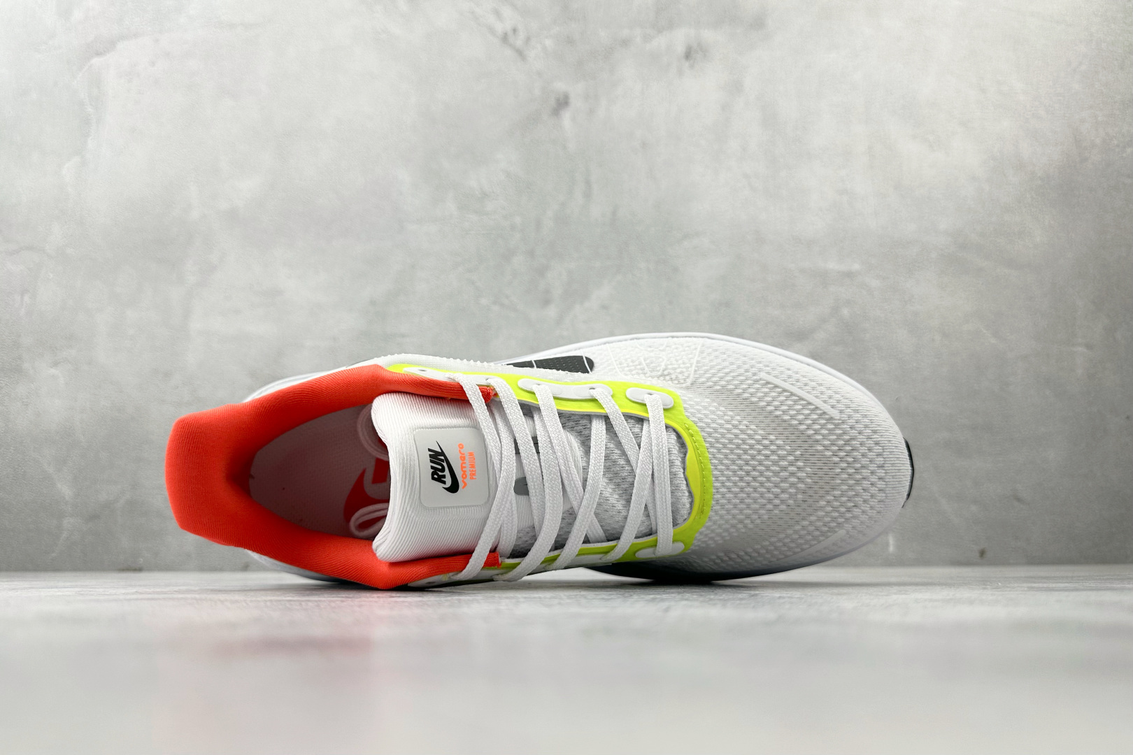 Nike Vomero Vomero Premium 白橙 HQ2050-140