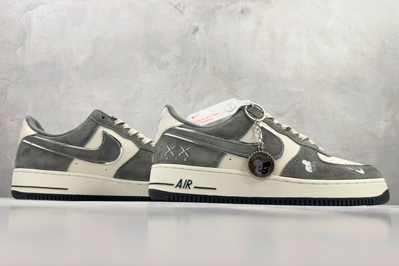Nike Air Force 1'07 暴力熊联名 灰白 SY1388-004