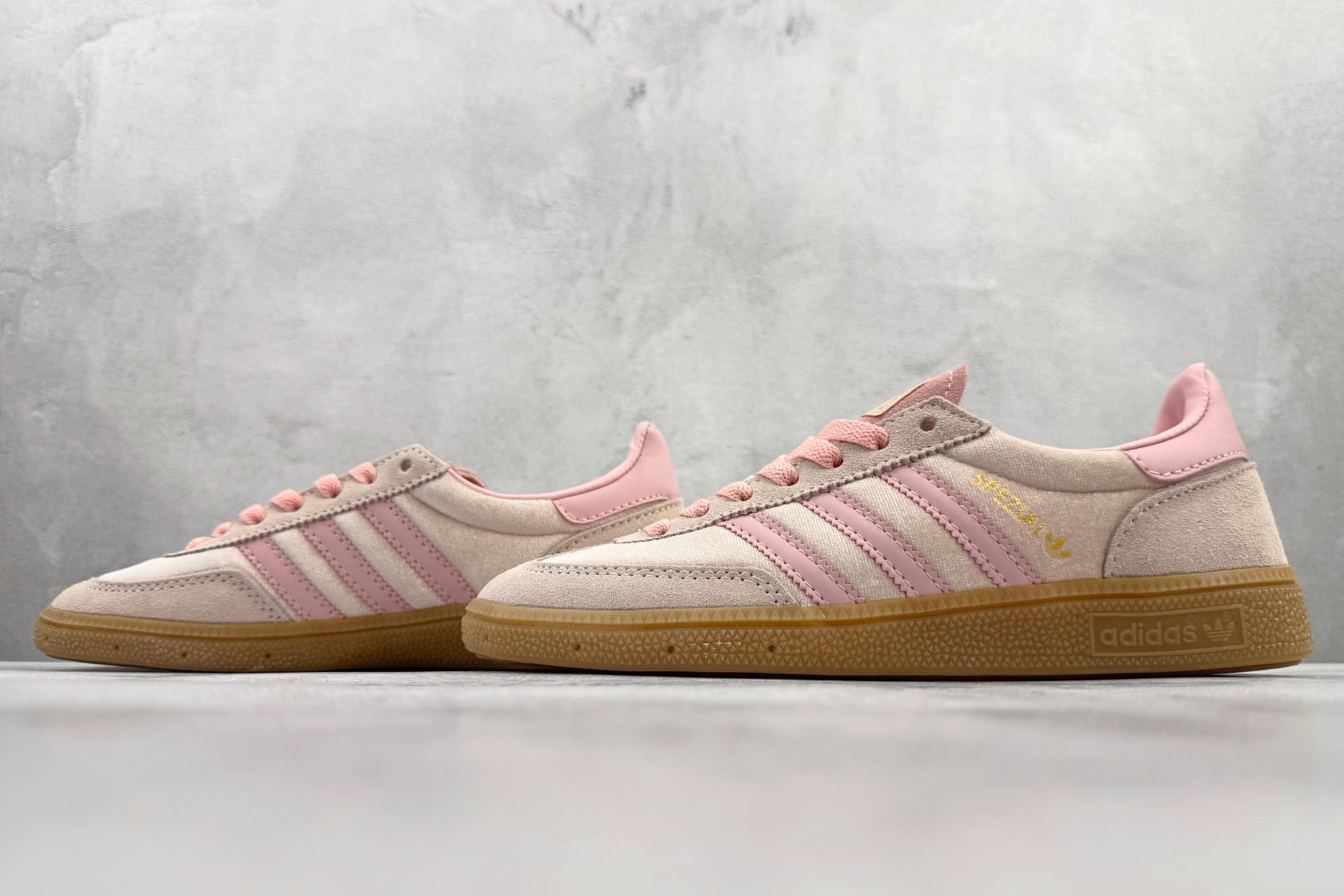 出口订单 adidas originals HANDBALL SPEZIAL 粉色 JR3645