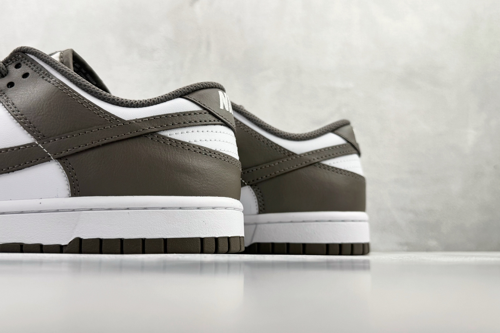 Nike Dunk Low 洞石 白灰色 HF5441-111