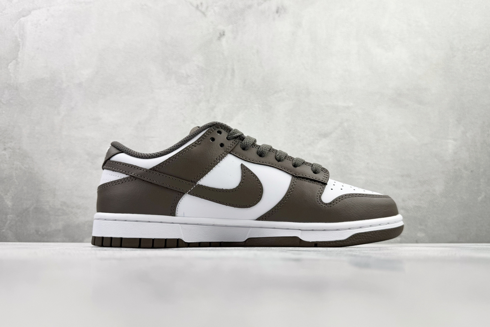 Nike Dunk Low 洞石 白灰色 HF5441-111