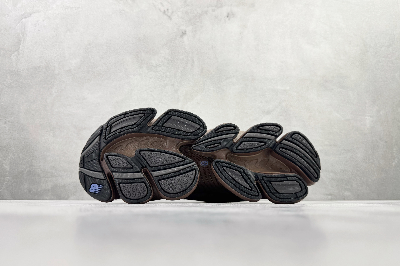 240 大厂出品 New Balance ABZORB 2000 黑蓝色 U200076U