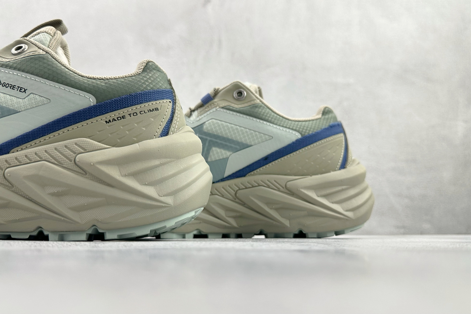 广版 凯乐石KAILAS 山行-2 GTX 山染绿货号：KS尺码：36 36.5 37 37.5 38 