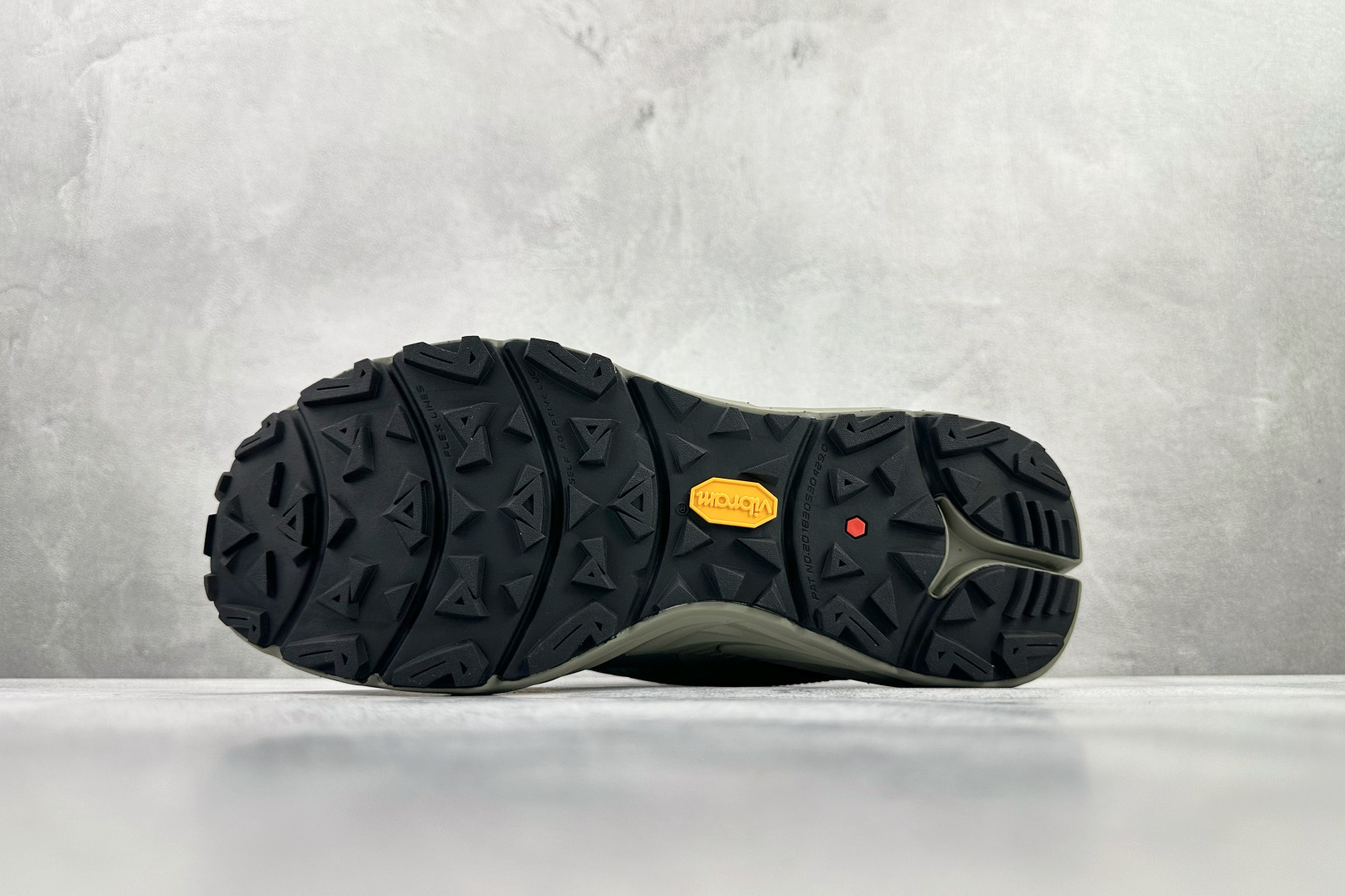 广版 凯乐石KAILAS 山行-2 GTX 25 荒野货号：KS尺码：36 36.5 37 37.5 3