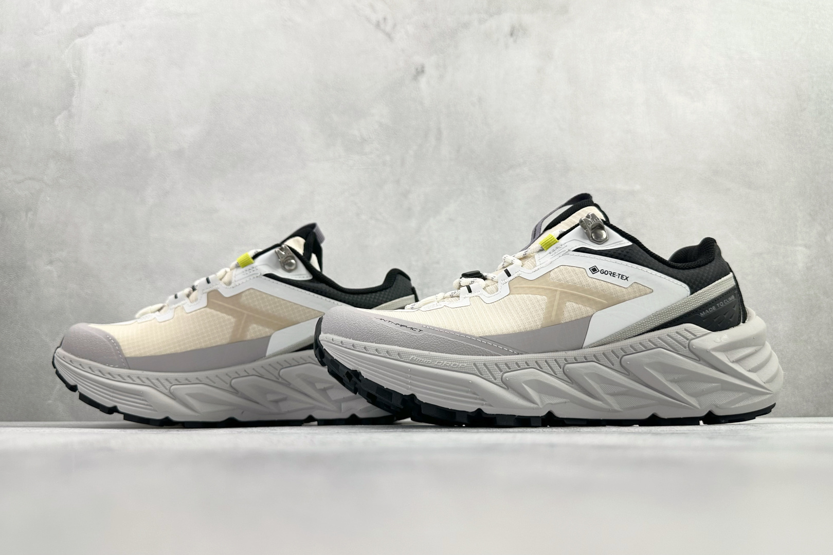 广版 凯乐石KAILAS GTX 云峰白货号：KS尺码：36 36.5 37 37.5 38 38.5 