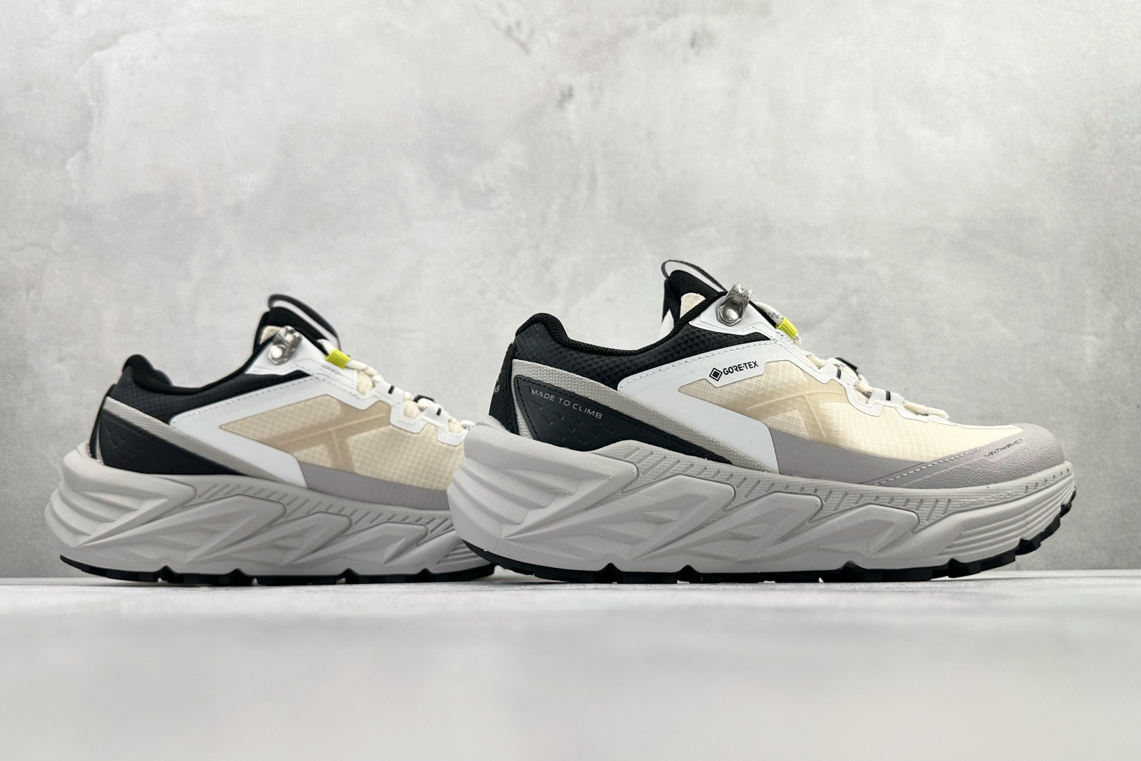 广版 凯乐石KAILAS GTX 云峰白货号：KS尺码：36 36.5 37 37.5 38 38.5 