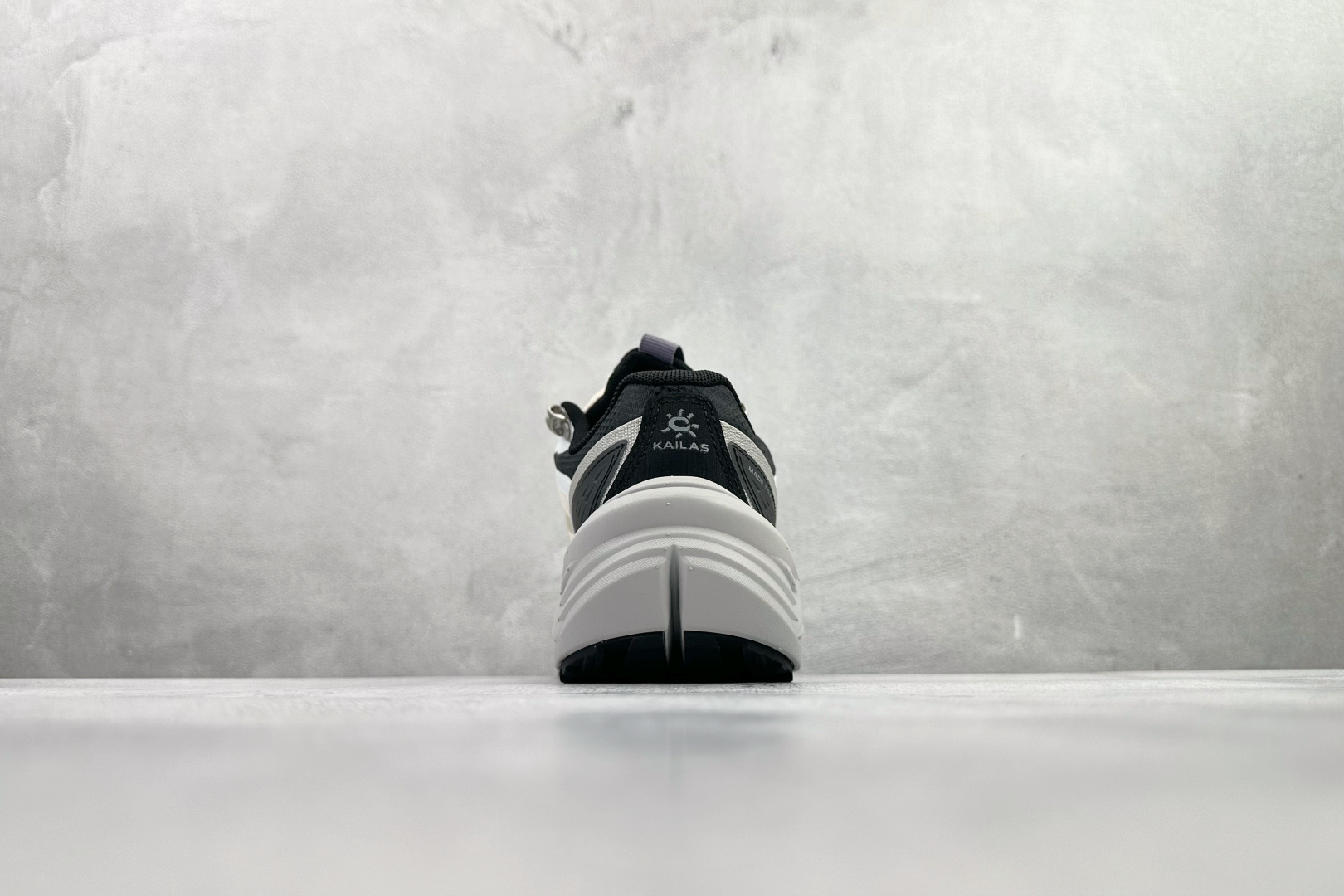 广版 凯乐石KAILAS GTX 云峰白货号：KS尺码：36 36.5 37 37.5 38 38.5 