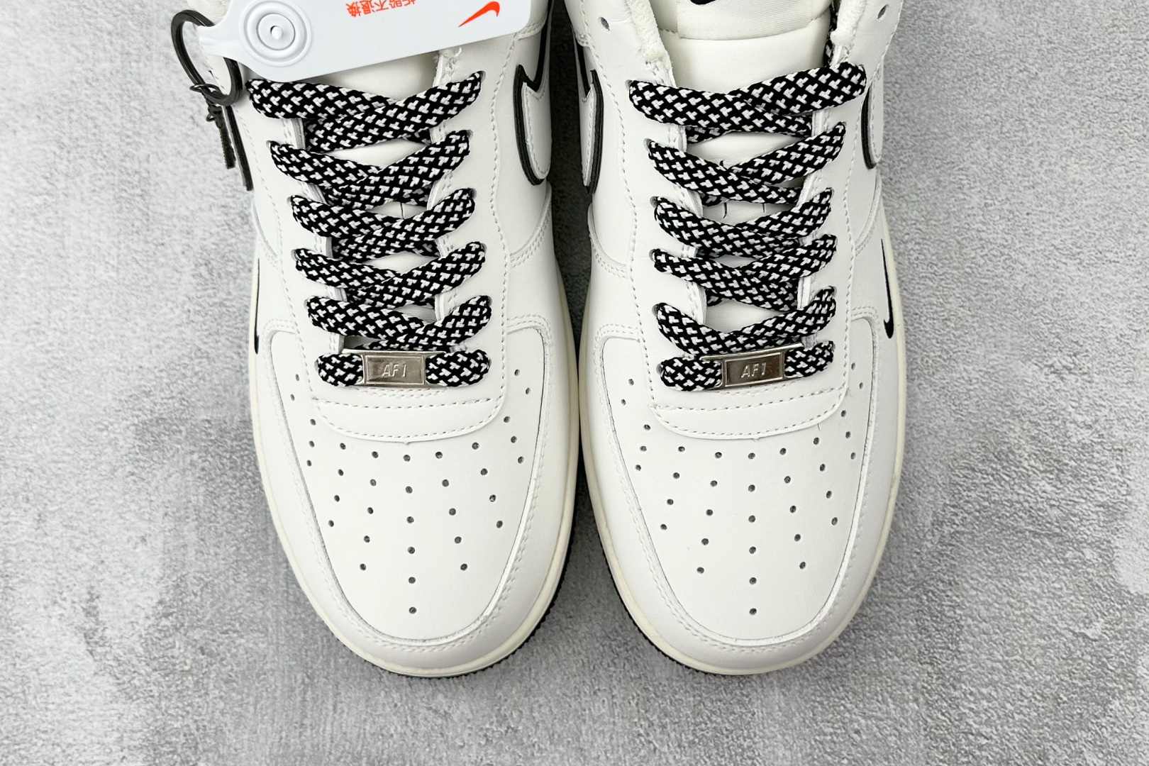 260 Nike Air Force 1'07 米白黑 CS5288-036