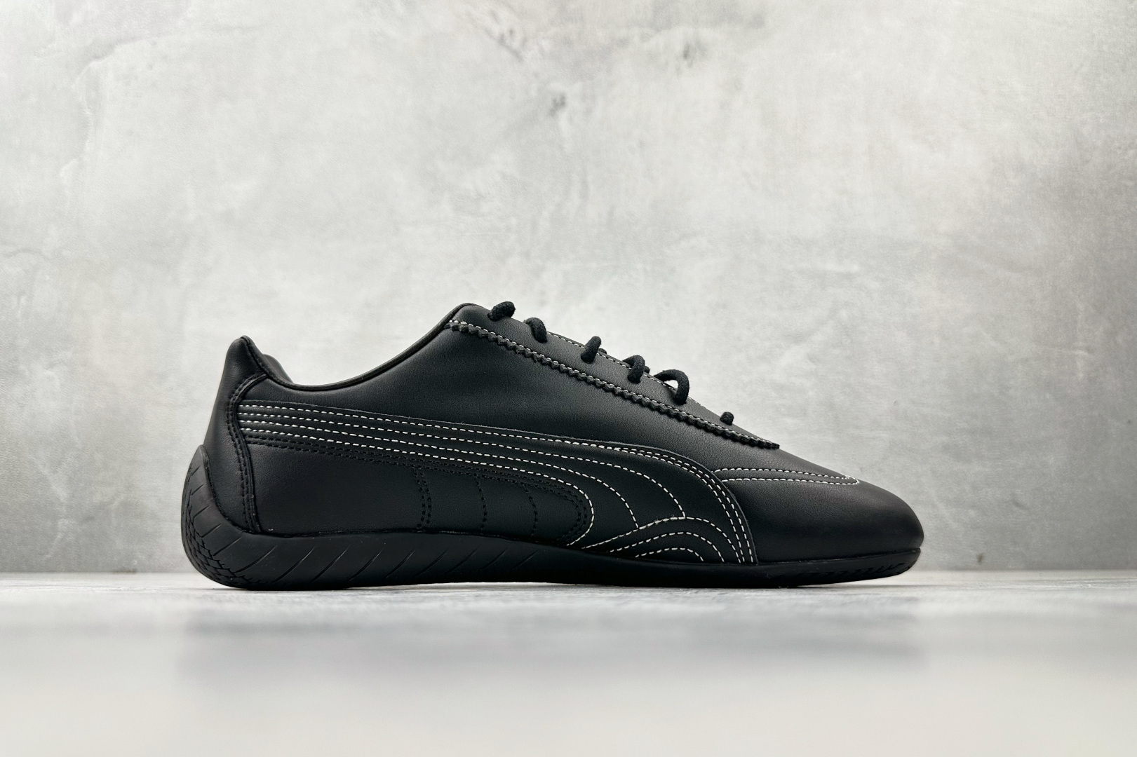 PUMA 赛车鞋 性价比天花板 指令单已排满 Puma专业户 二次成型“猛帮”成型工艺 真拼接鞋面 杜绝杀猪版本 Noafterno x PUMA彪马 speedcat 黑色 404267-01-Top High Quatity Cheap Sneakers Fashion Clothing Clothes Bags handbags Shoes of all Brand wholesale With The best Quality And Beautiful Price from China Factory Chinese suppliers wholesaler seller PUMA 赛车鞋 性价比天花板 指令单已排满 Puma专业户 二次成型“猛帮”成型工艺 真拼接鞋面 杜绝杀猪版本 Noafterno x PUMA彪马 speedcat 黑色 404267-01