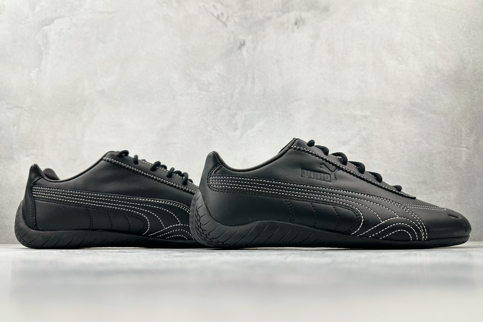 PUMA 赛车鞋 性价比天花板 指令单已排满 Puma专业户 二次成型“猛帮”成型工艺 真拼接鞋面 杜绝杀猪版本 Noafterno x PUMA彪马 speedcat 黑色 404267-01-Top High Quatity Cheap Sneakers Fashion Clothing Clothes Bags handbags Shoes of all Brand wholesale With The best Quality And Beautiful Price from China Factory Chinese suppliers wholesaler seller PUMA 赛车鞋 性价比天花板 指令单已排满 Puma专业户 二次成型“猛帮”成型工艺 真拼接鞋面 杜绝杀猪版本 Noafterno x PUMA彪马 speedcat 黑色 404267-01