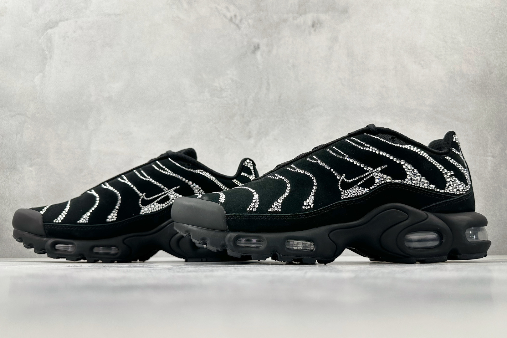 460 Swarovski/施华洛世奇 x Nike Air Plus 黑色 FZ4237-001