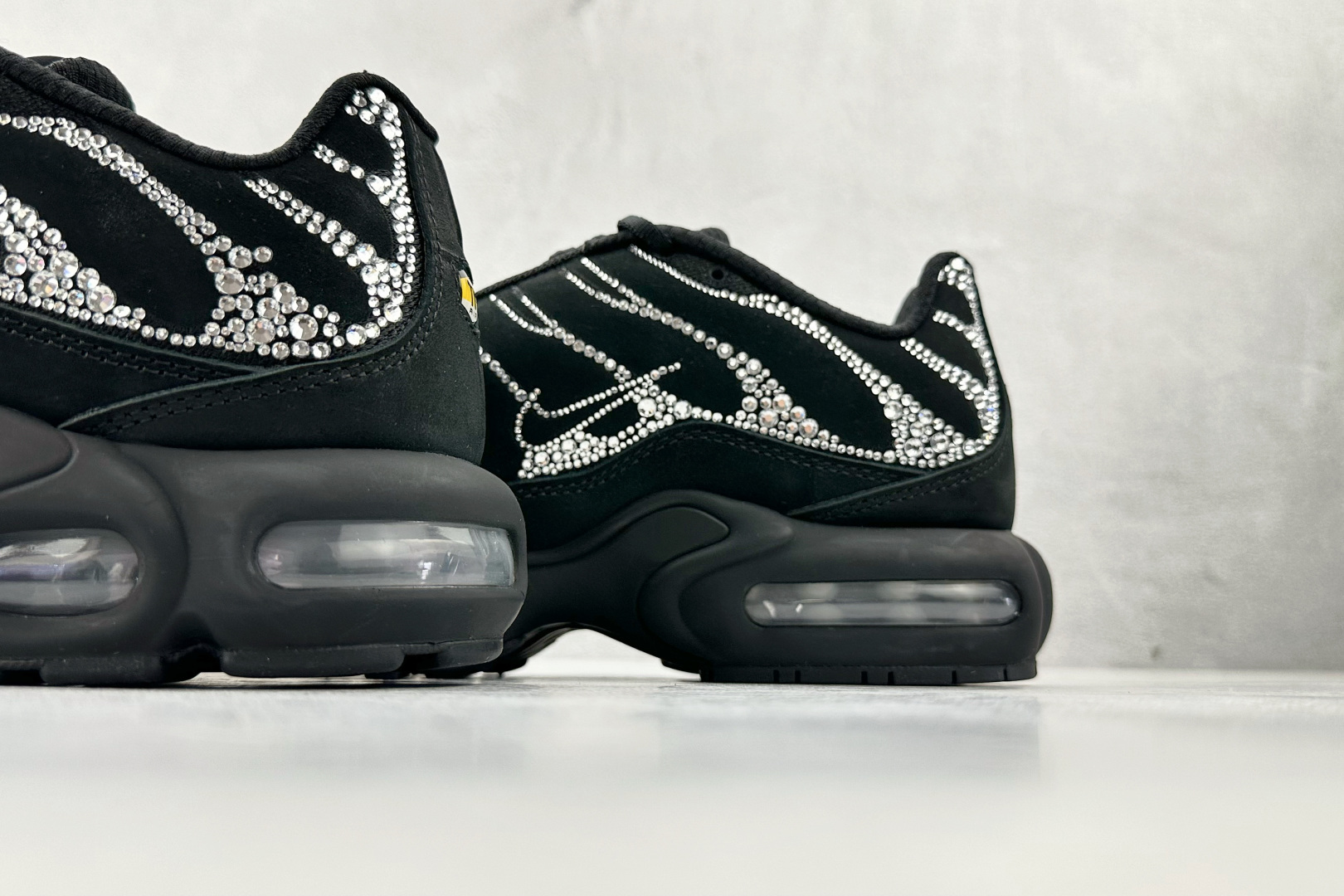 460 Swarovski/施华洛世奇 x Nike Air Plus 黑色 FZ4237-001