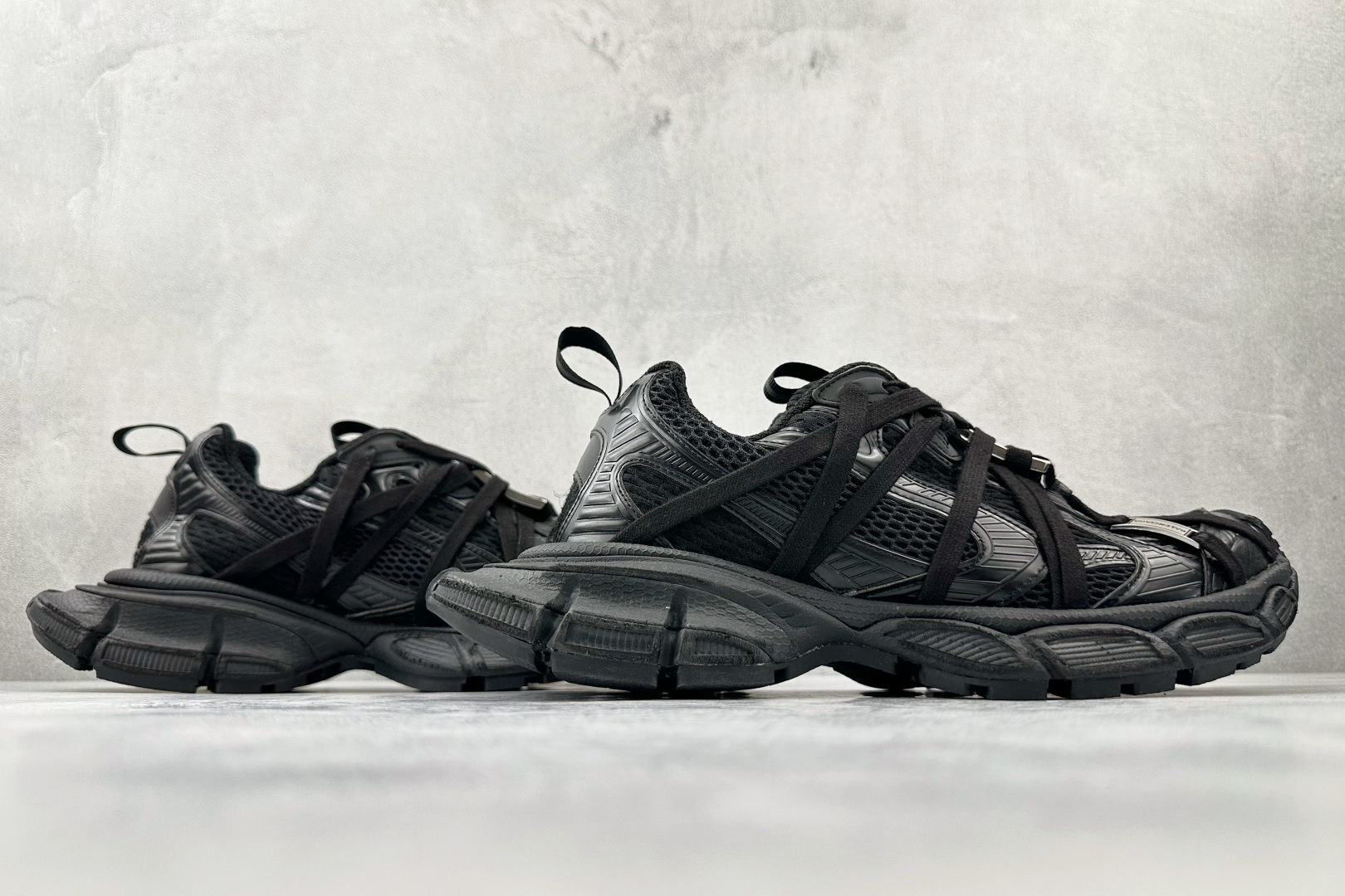 独立订单 公认最强品质 Balenciaga巴黎世家 3XL 黑色 825599W3XCH