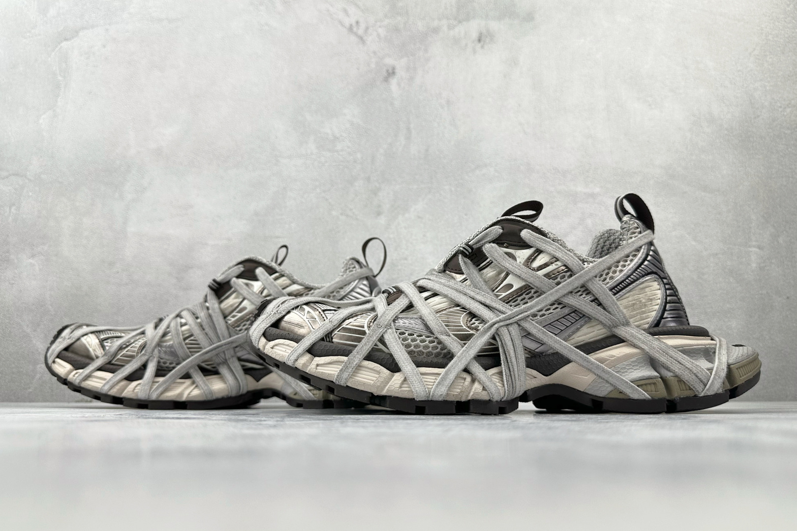 独立订单 公认最强品质 Balenciaga巴黎世家 3XL 灰色 778698W3XLL