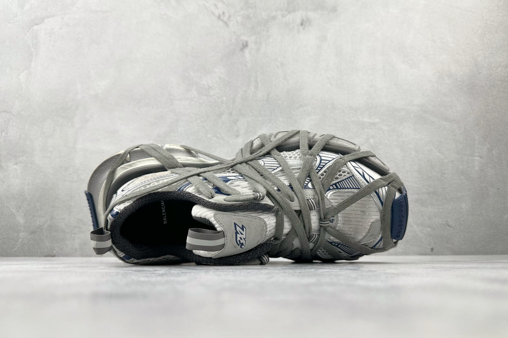 独立订单 公认最强品质 Balenciaga巴黎世家 3XL Extreme 灰色 778698W3XLL