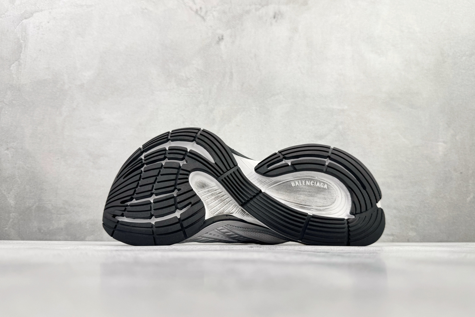 独立订单 公认最强品质 Balenciaga巴黎世家 Circuit 白色 793944WFLGY