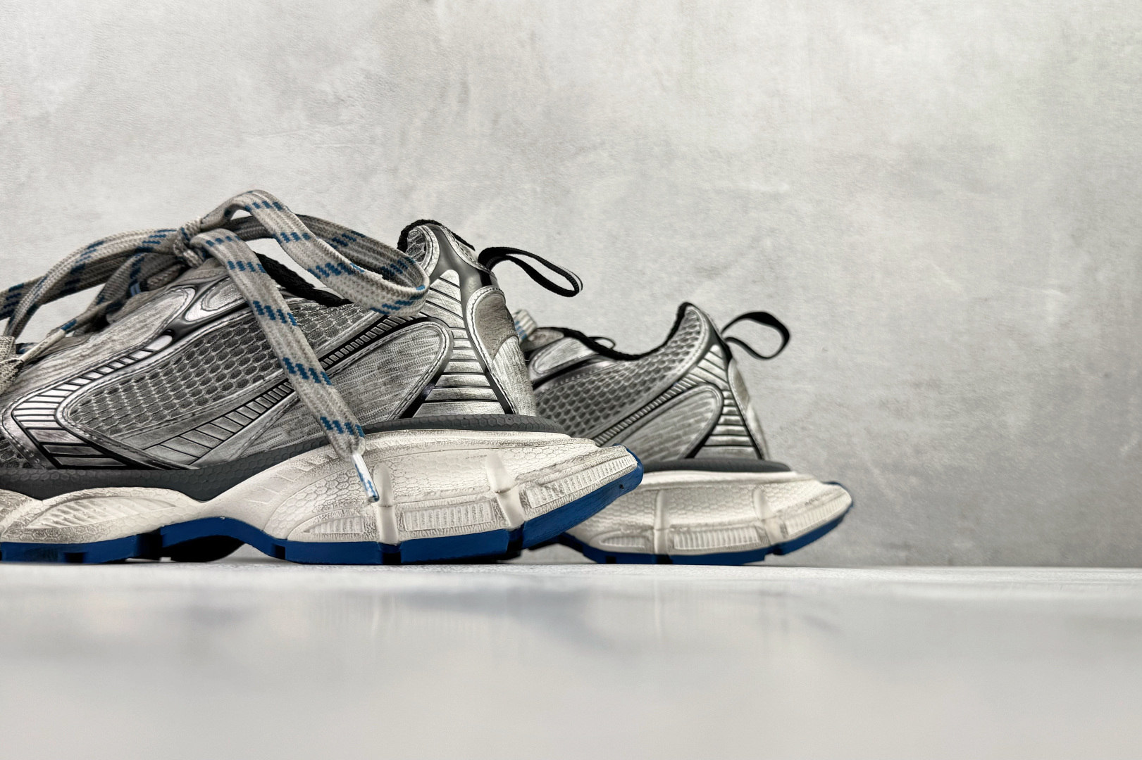 独立订单 公认最强品质 Balenciaga巴黎世家 3XL 灰蓝 734734W3XL5