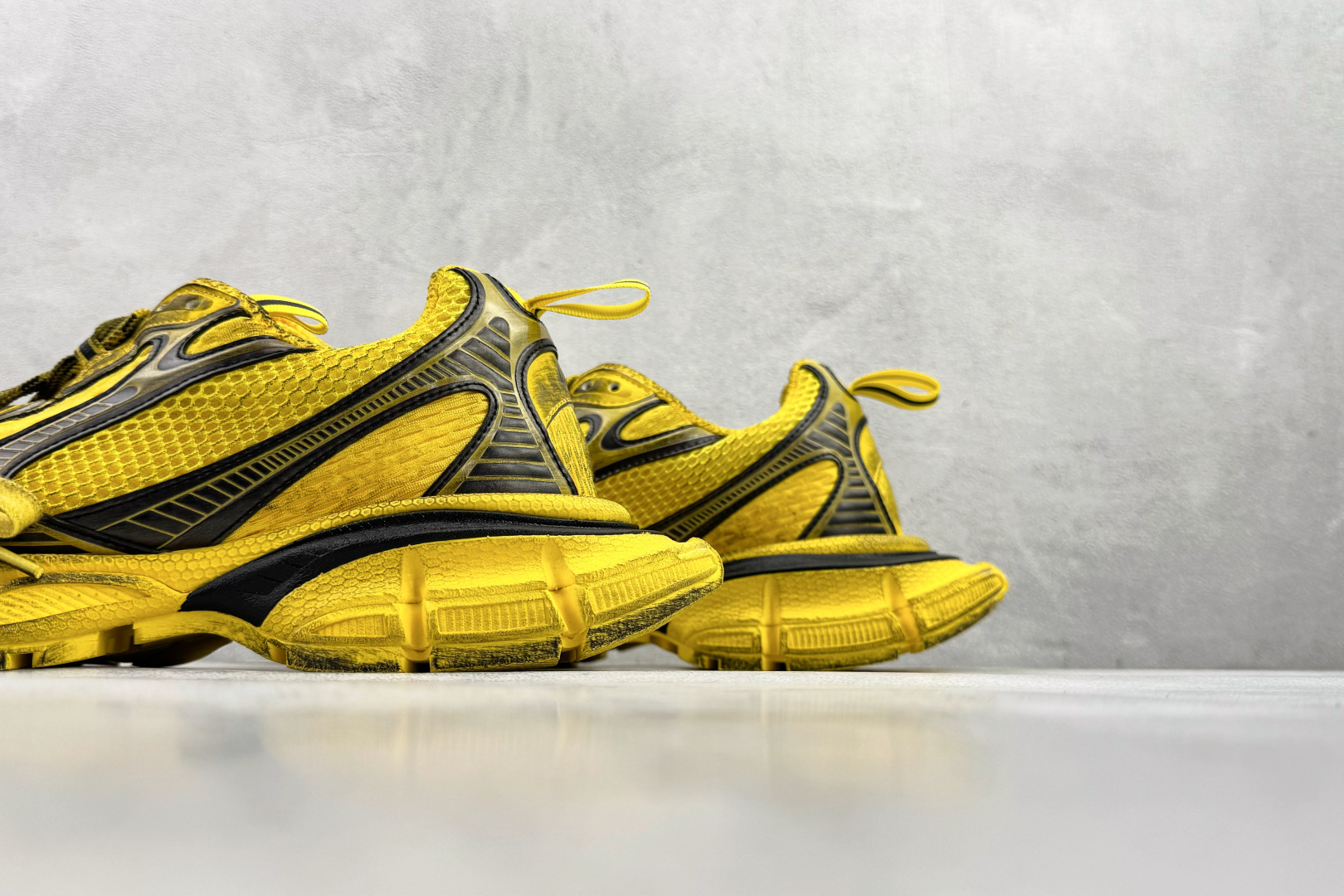 独立订单 公认最强品质 Balenciaga巴黎世家 3XL 黄黑色 弧度 734734W3XL2