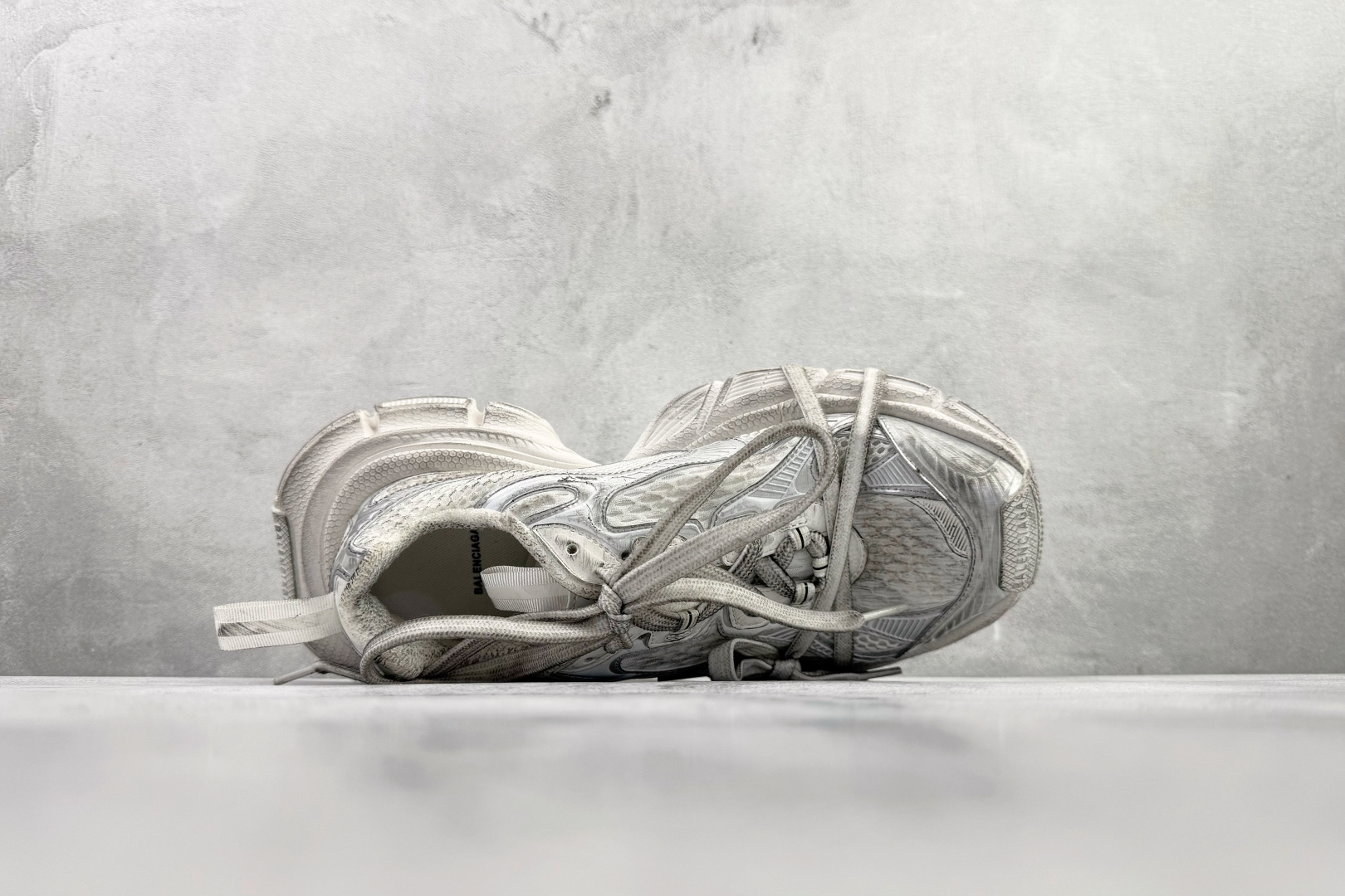 独立订单 公认最强品质 Balenciaga巴黎世家 3XL 银色 734734WTRMH