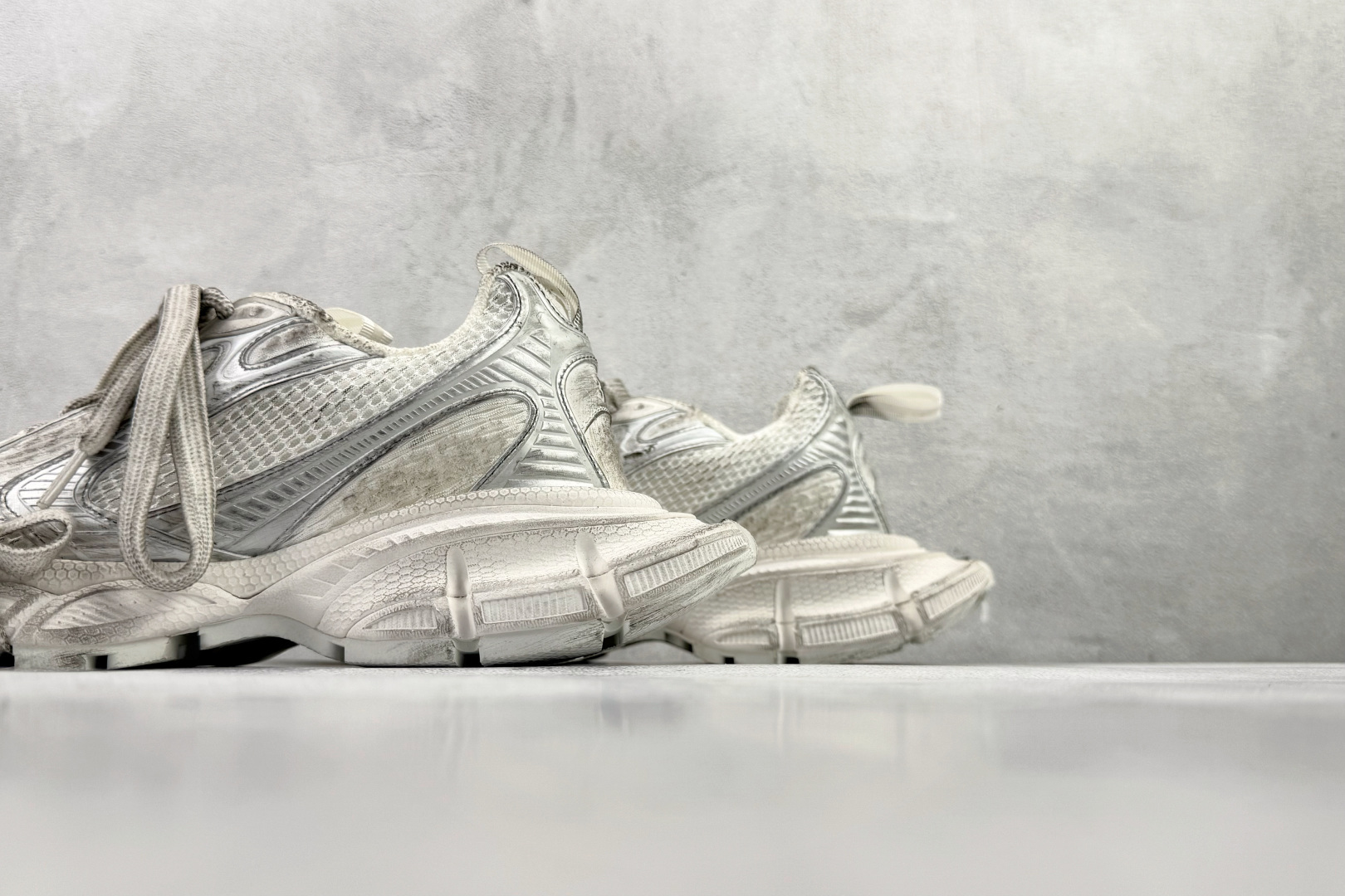 独立订单 公认最强品质 Balenciaga巴黎世家 3XL 银色 734734WTRMH