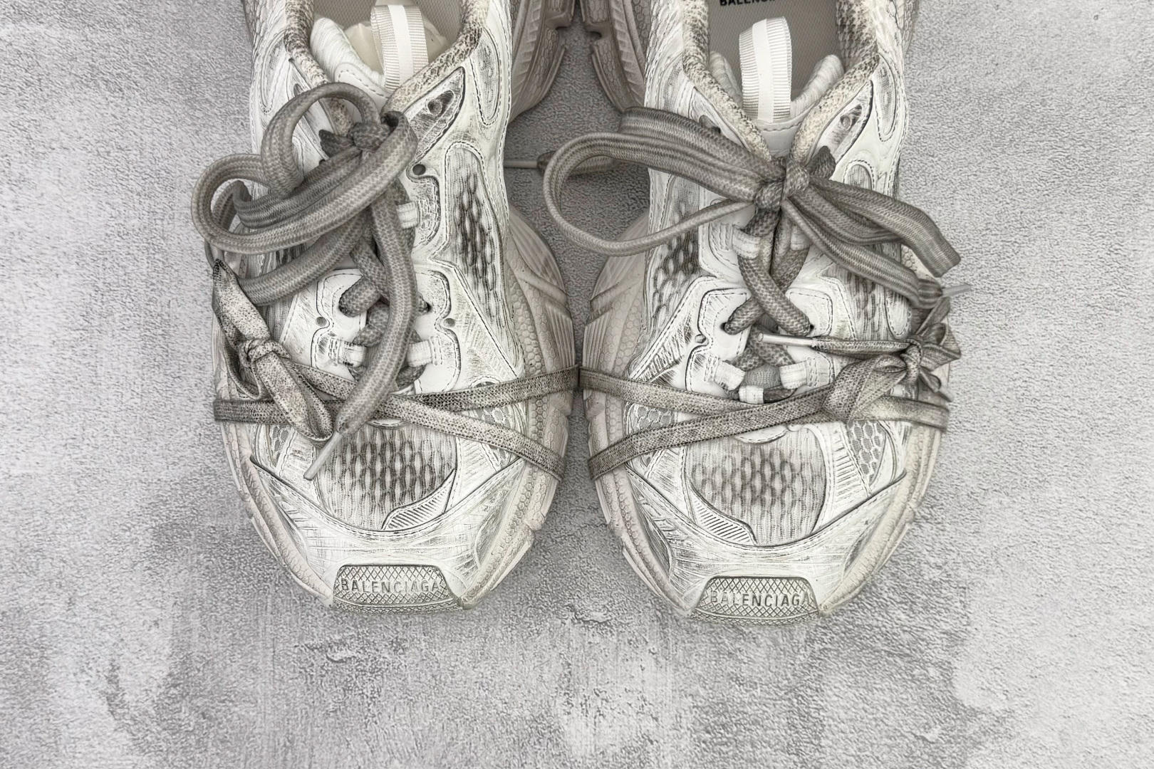 独立订单 公认最强品质 Balenciaga巴黎世家 3XL 白色 734734W3XL1