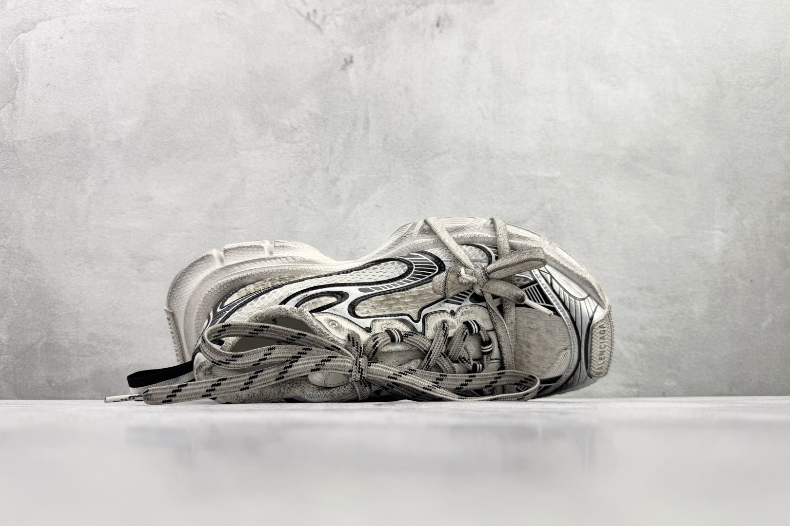 独立订单 公认最强品质 Balenciaga巴黎世家 3XL 白灰色 734734W3XL4