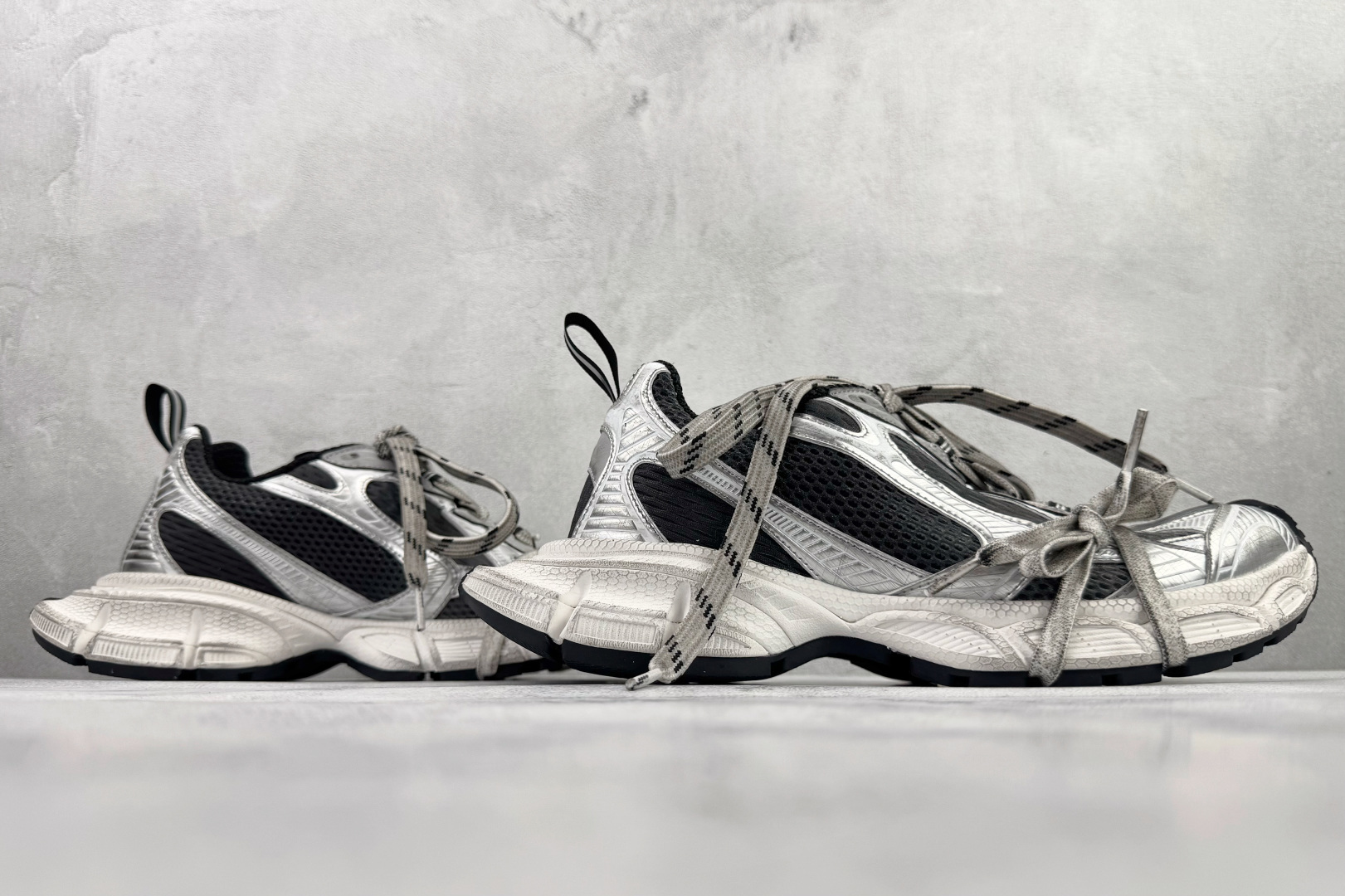 独立订单 公认最强品质 Balenciaga巴黎世家 3XL 灰色 734734W3XGM