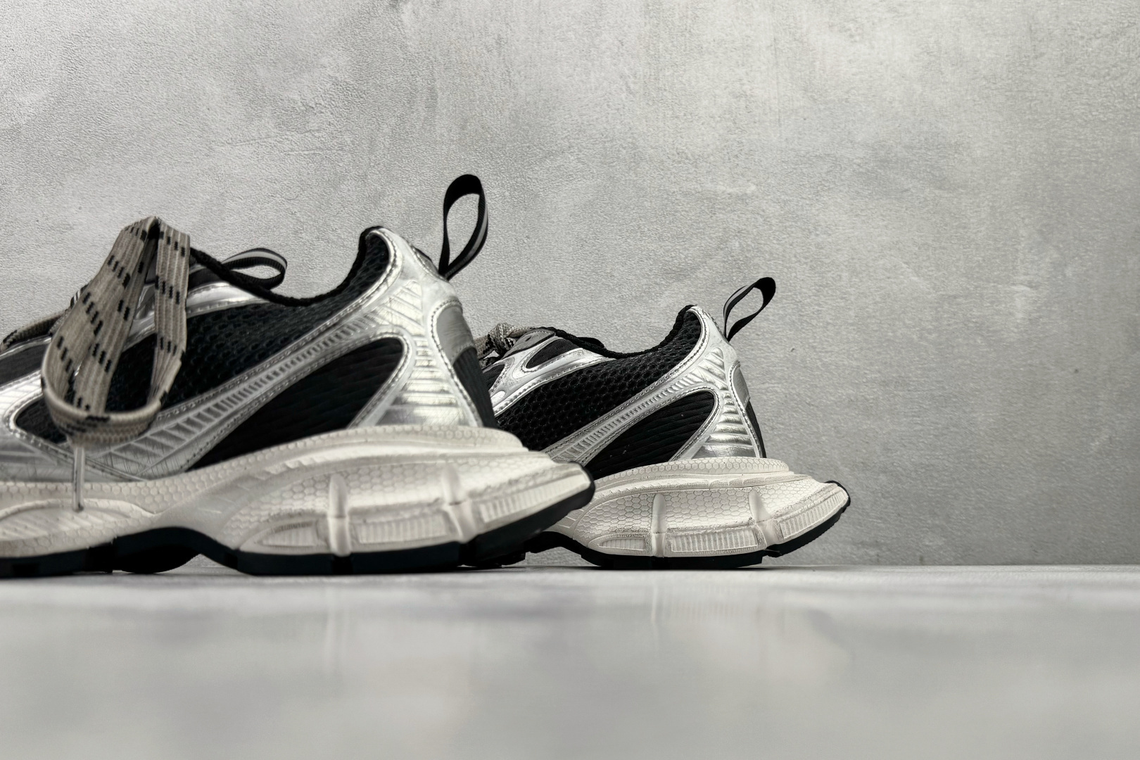 独立订单 公认最强品质 Balenciaga巴黎世家 3XL 灰色 734734W3XGM