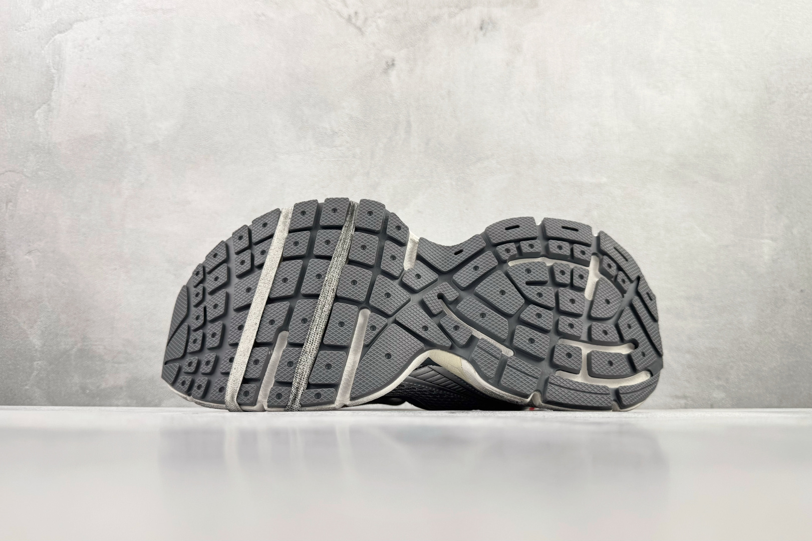 独立订单 公认最强品质 Balenciaga巴黎世家 3XL 灰色 734734W3XL5