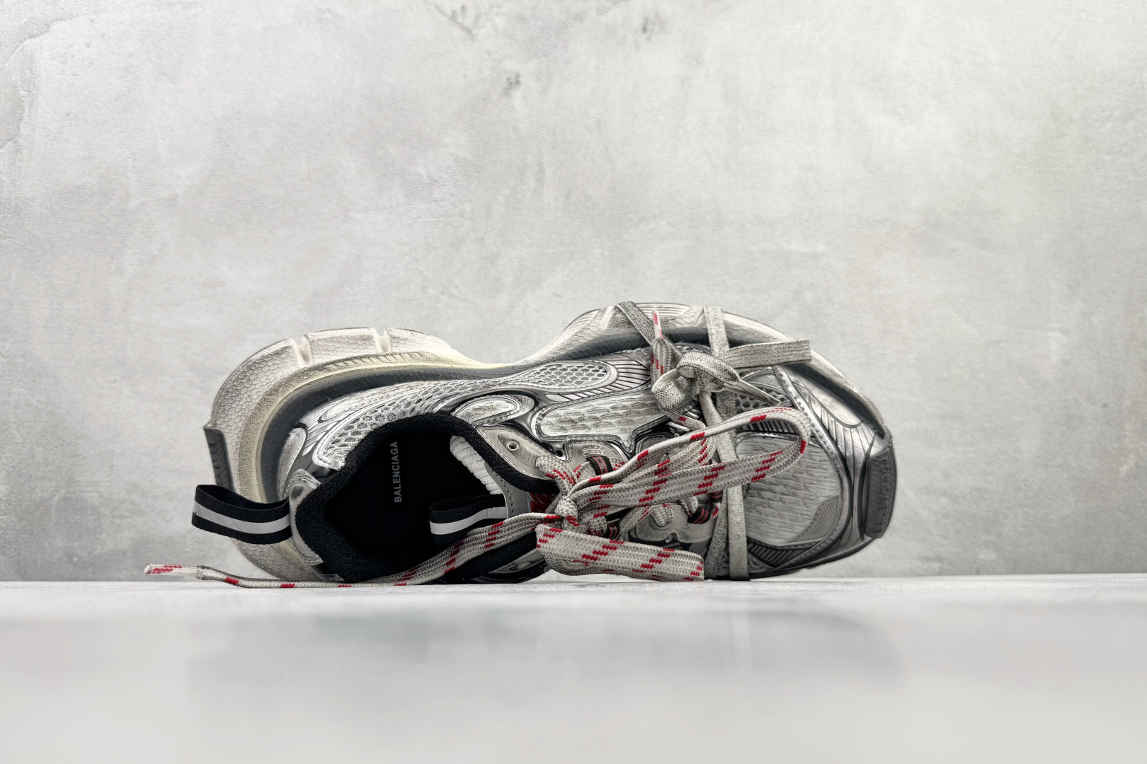 独立订单 公认最强品质 Balenciaga巴黎世家 3XL 灰色 734734W3XL5