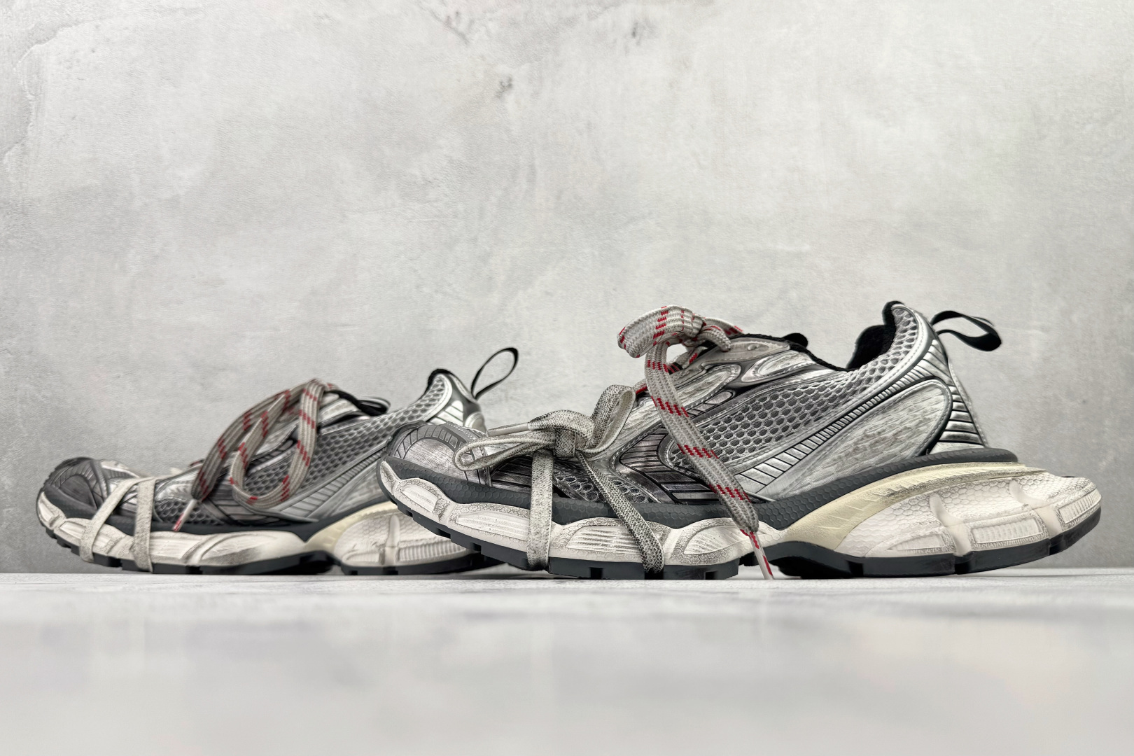 独立订单 公认最强品质 Balenciaga巴黎世家 3XL 灰色 734734W3XL5