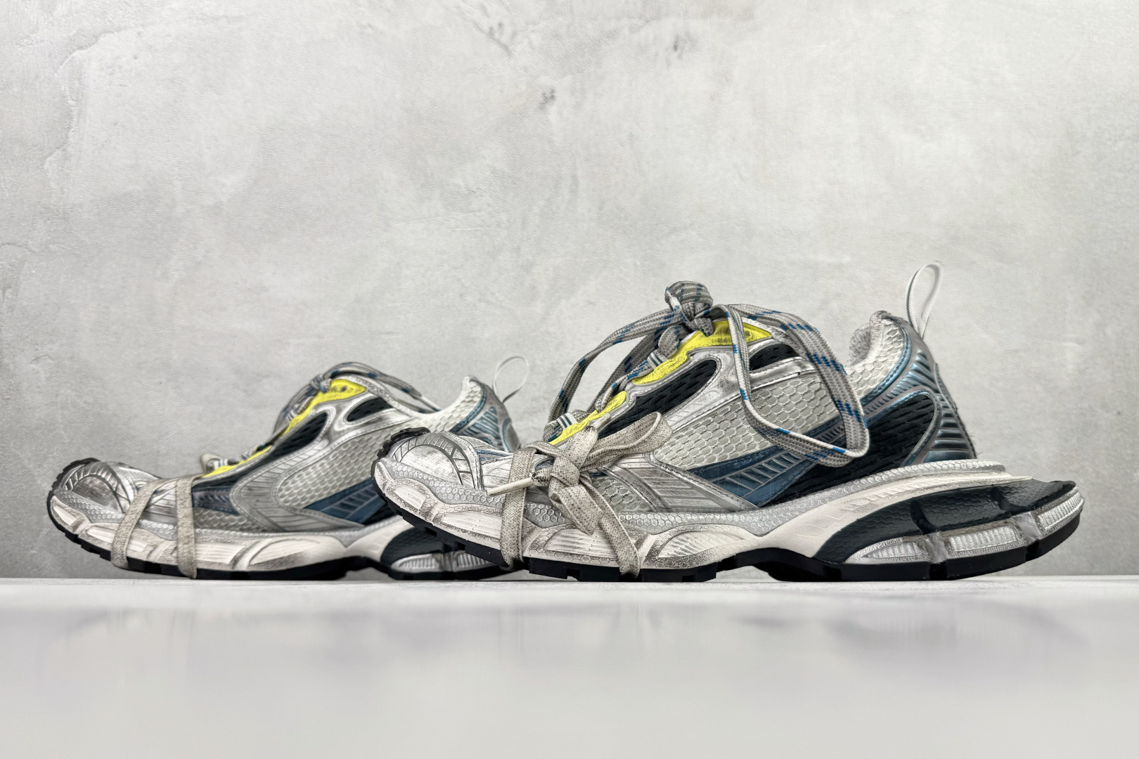 独立订单 公认最强品质 Balenciaga巴黎世家 3XL 灰蓝色 734734W3XL5