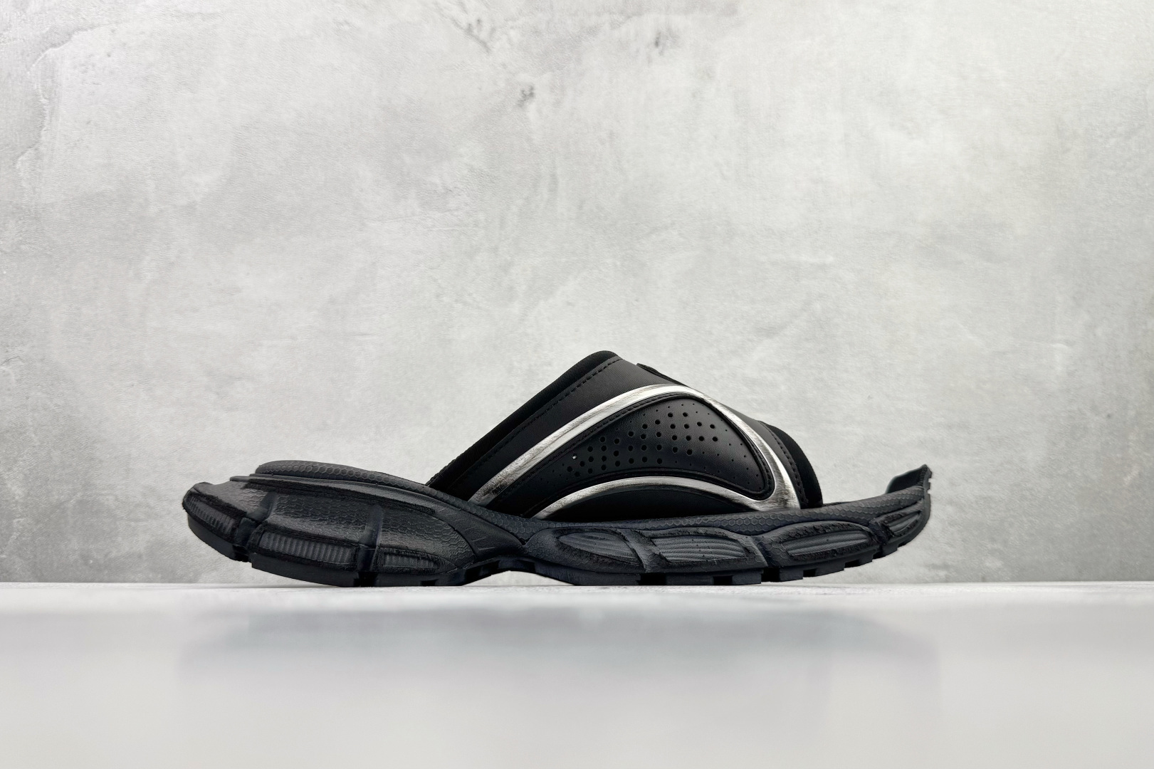 独立订单 公认最强品质 Balenciaga巴黎世家 3XL 黑色 799939W3XSL