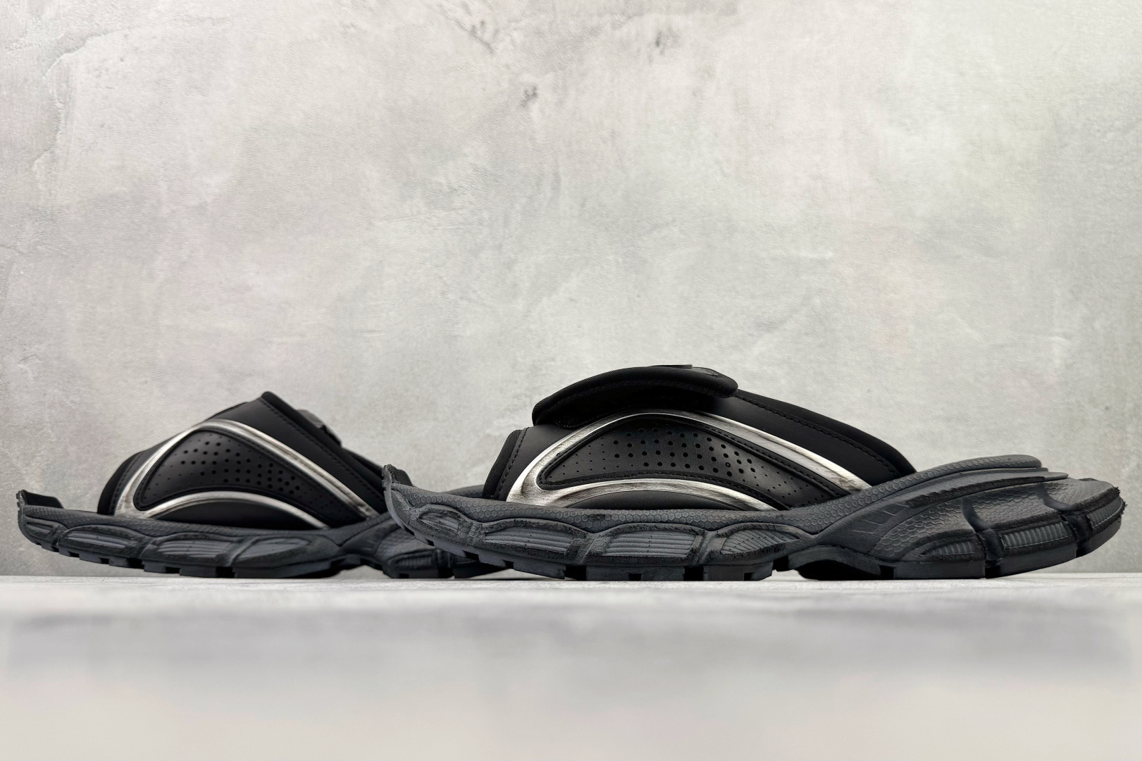 独立订单 公认最强品质 Balenciaga巴黎世家 3XL 黑色 799939W3XSL