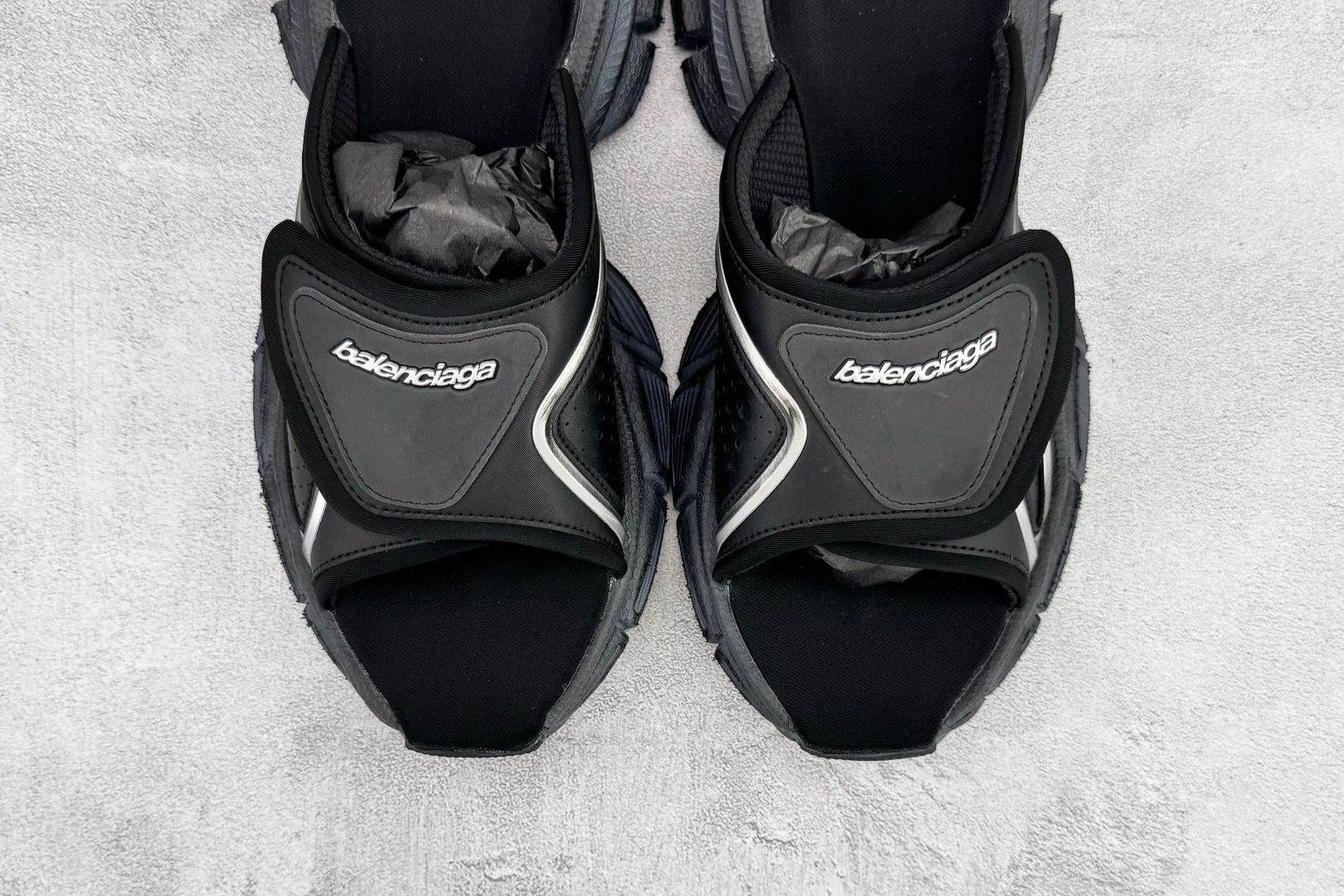 独立订单 公认最强品质 Balenciaga巴黎世家 3XL 黑色 799939W3XSL