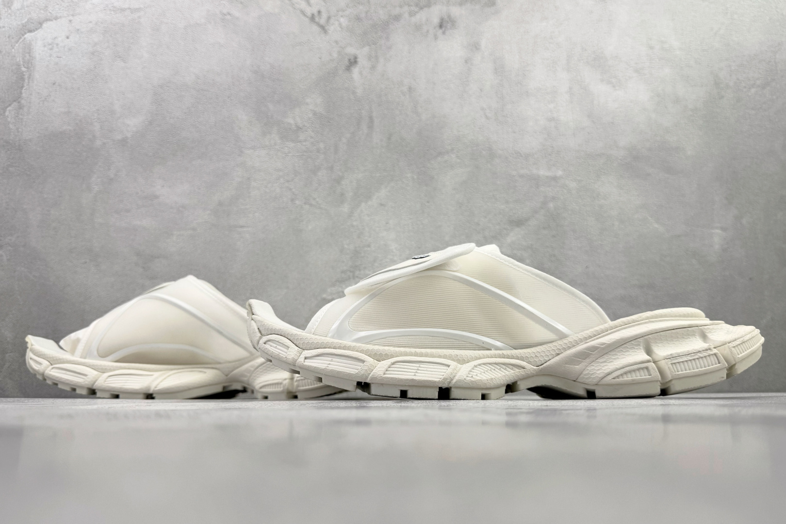 独立订单 公认最强品质 Balenciaga巴黎世家 3XL 白色 799939W3XSM