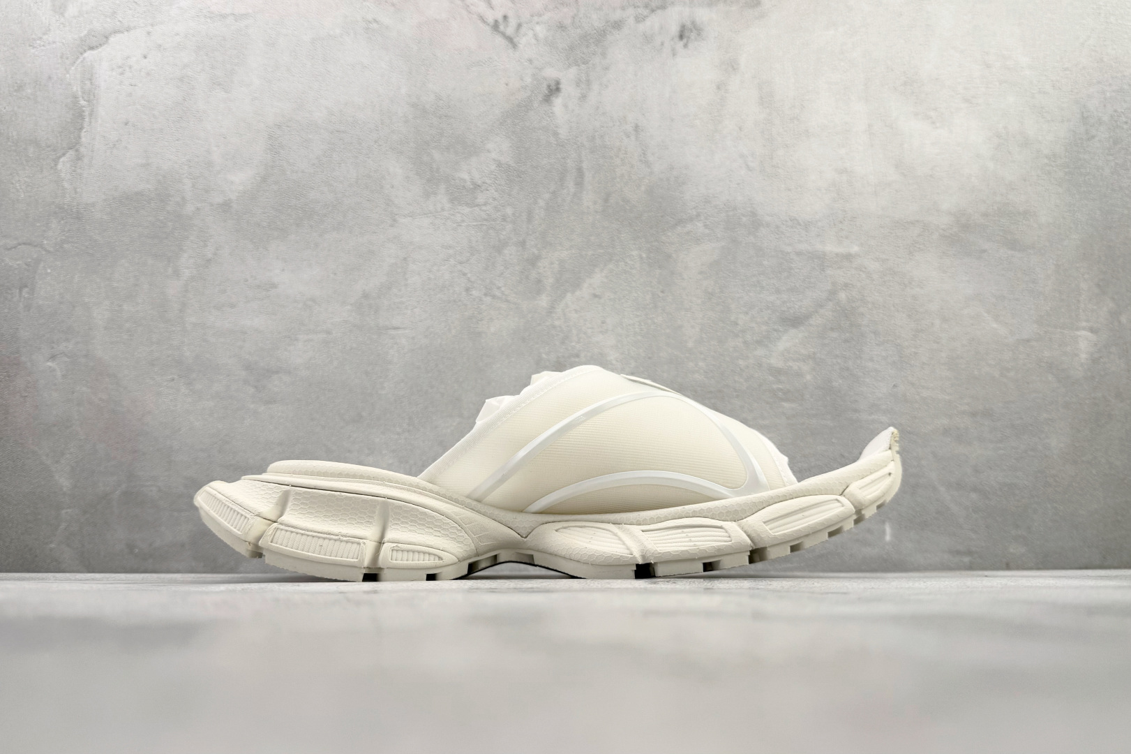 独立订单 公认最强品质 Balenciaga巴黎世家 3XL 白色 799939W3XSM