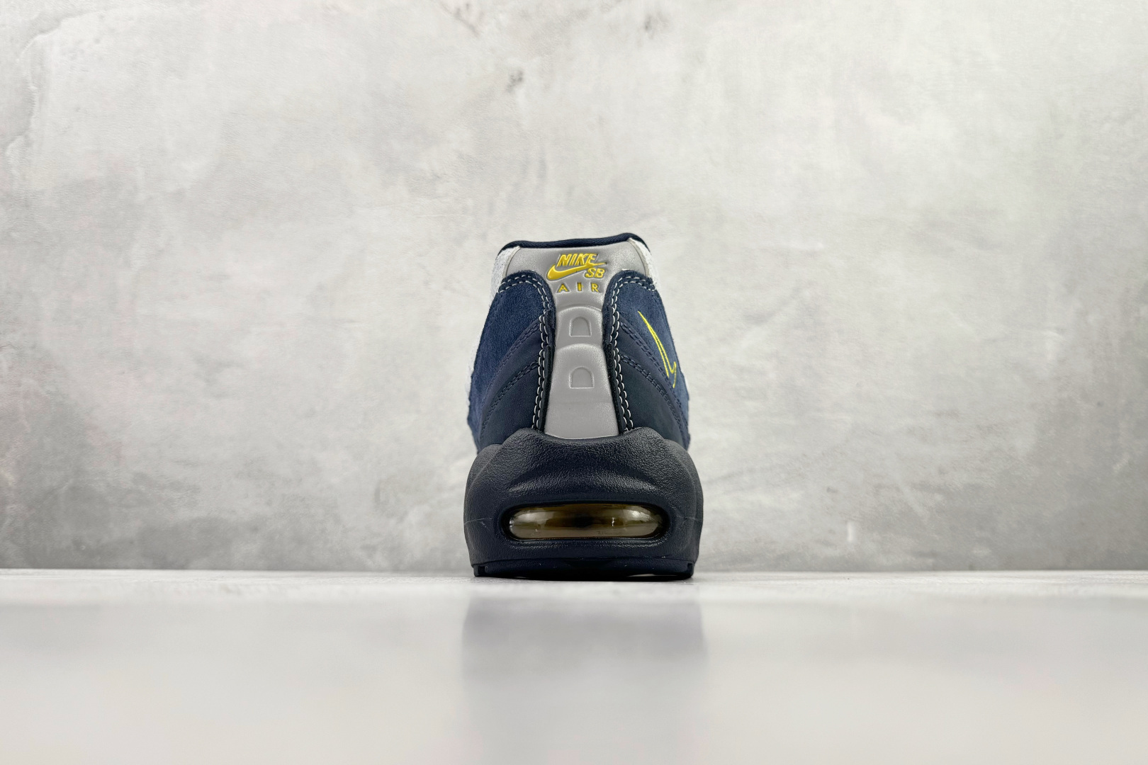 K22.0 400 Eric Koston x Nike Air 95 蓝白 HQ8492-400-Chinese UA Cheap High Quatity Brand Clothes Bags handbags Sneakers wholesale wholesaler seller from China Factory suppliers Fashion Clothing Shoes best Quality Beautiful Price K22.0 400 Eric Koston x Nike Air 95 蓝白 HQ8492-400