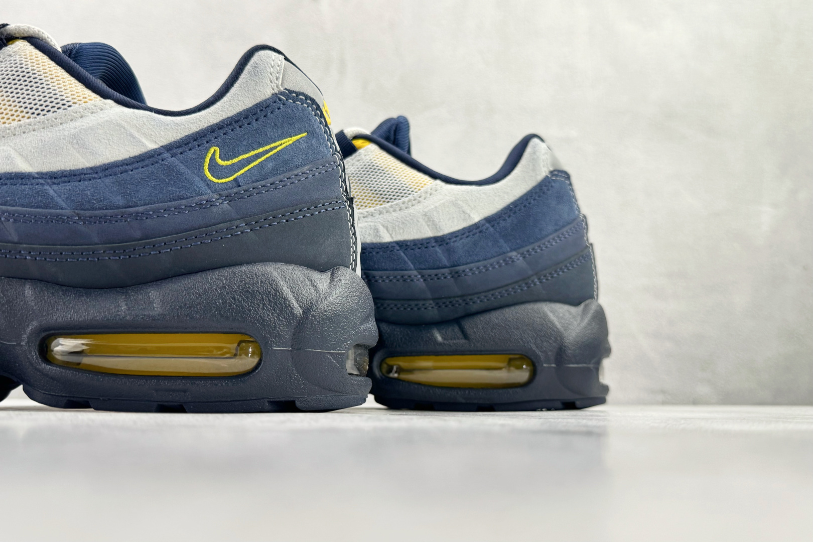 K22.0 400 Eric Koston x Nike Air 95 蓝白 HQ8492-400-Chinese UA Cheap High Quatity Brand Clothes Bags handbags Sneakers wholesale wholesaler seller from China Factory suppliers Fashion Clothing Shoes best Quality Beautiful Price K22.0 400 Eric Koston x Nike Air 95 蓝白 HQ8492-400